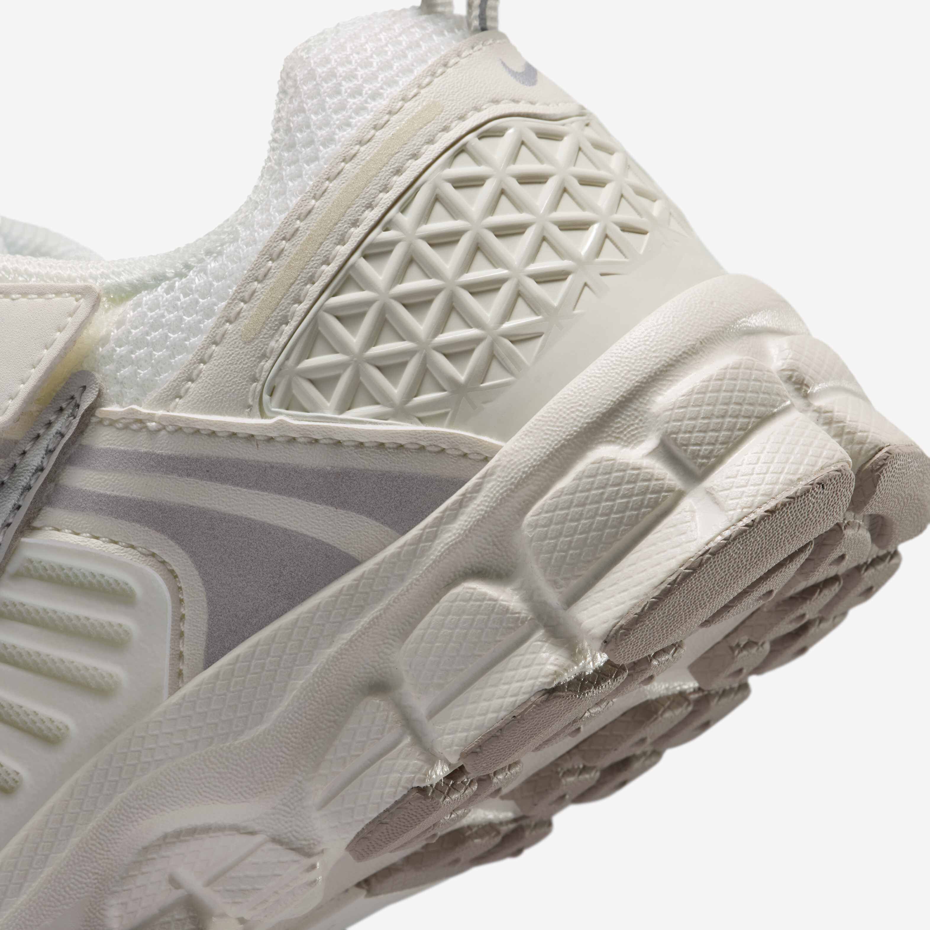 نايكي فوميرو 5 image number 7