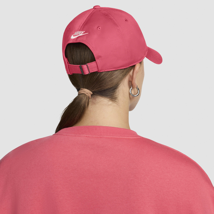 نايكي كلوب image number 1 نايكي كلوب image number 1