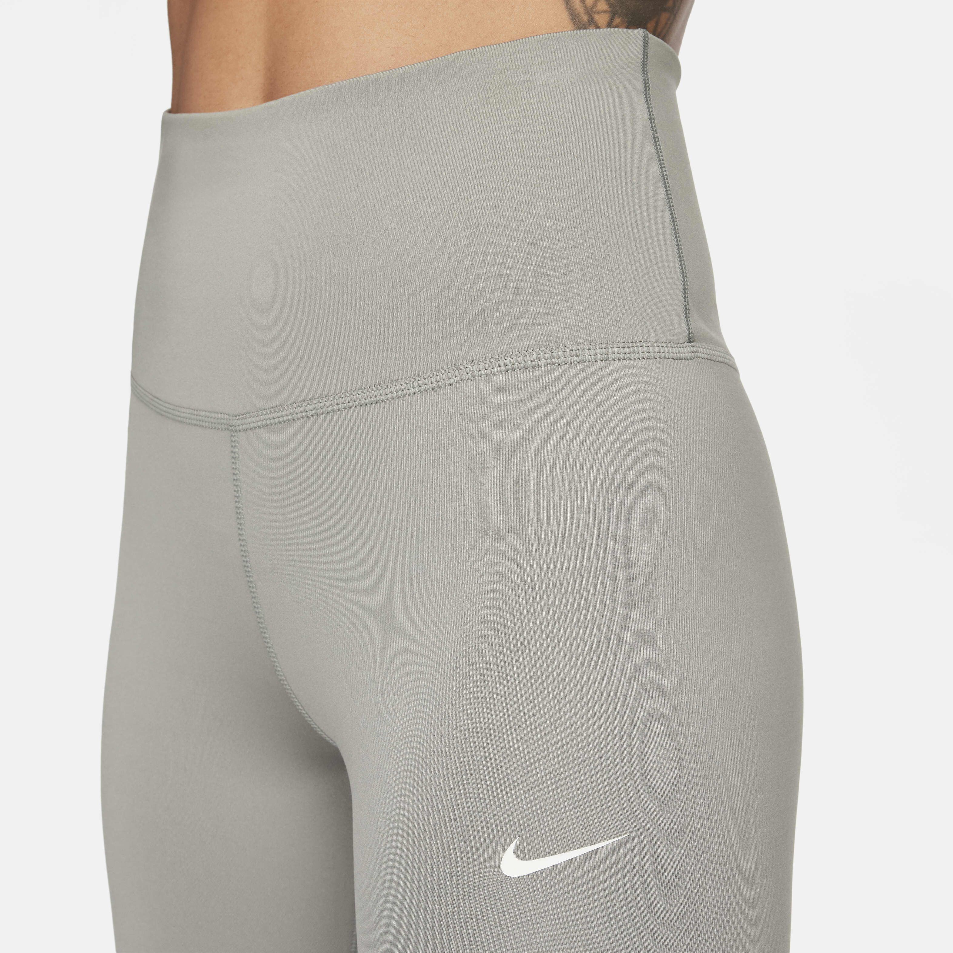 Nike One image number 2