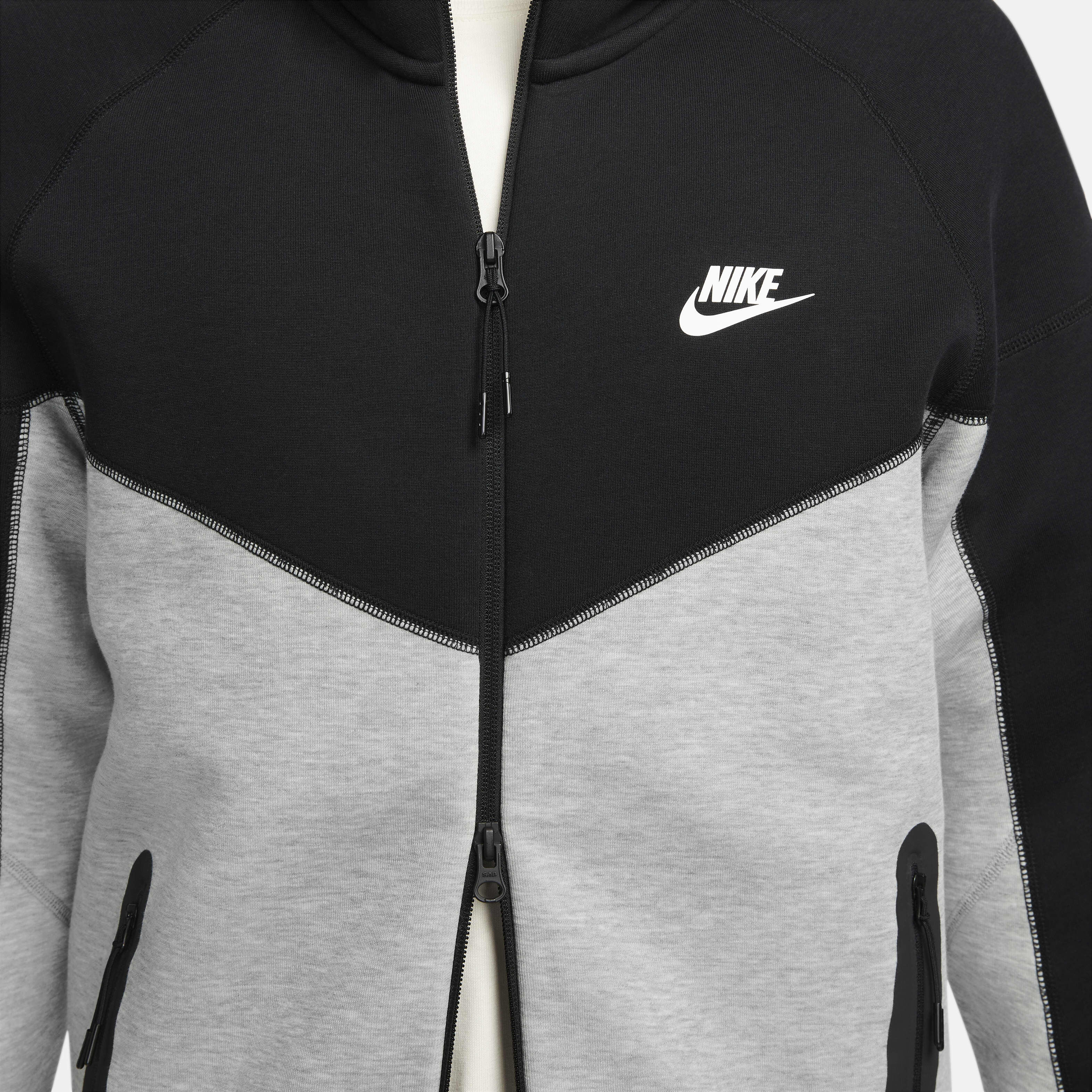 Nike Sportswear Tech Fleece Windrunner image number 3