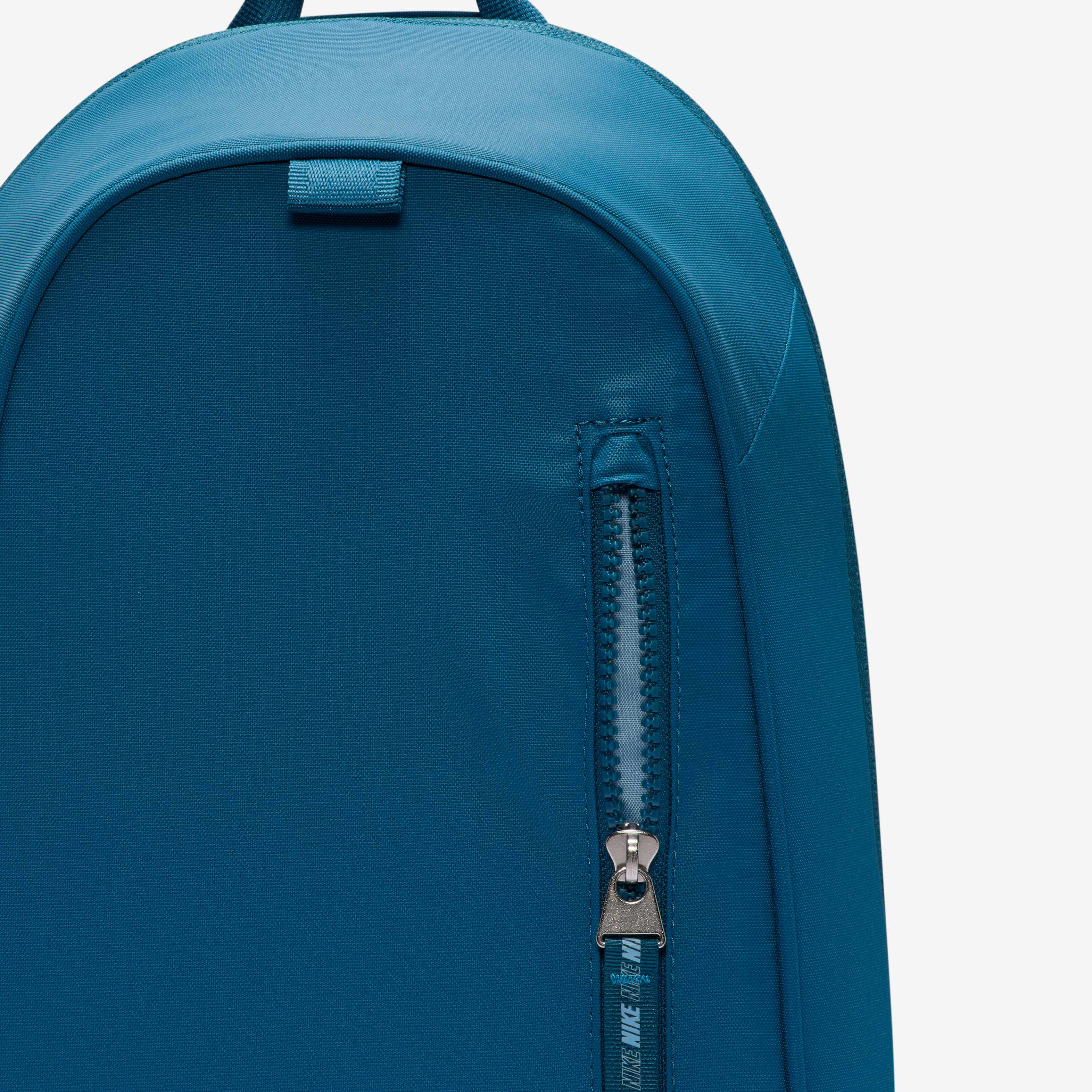 Nike Sportswear Commute image number 4
