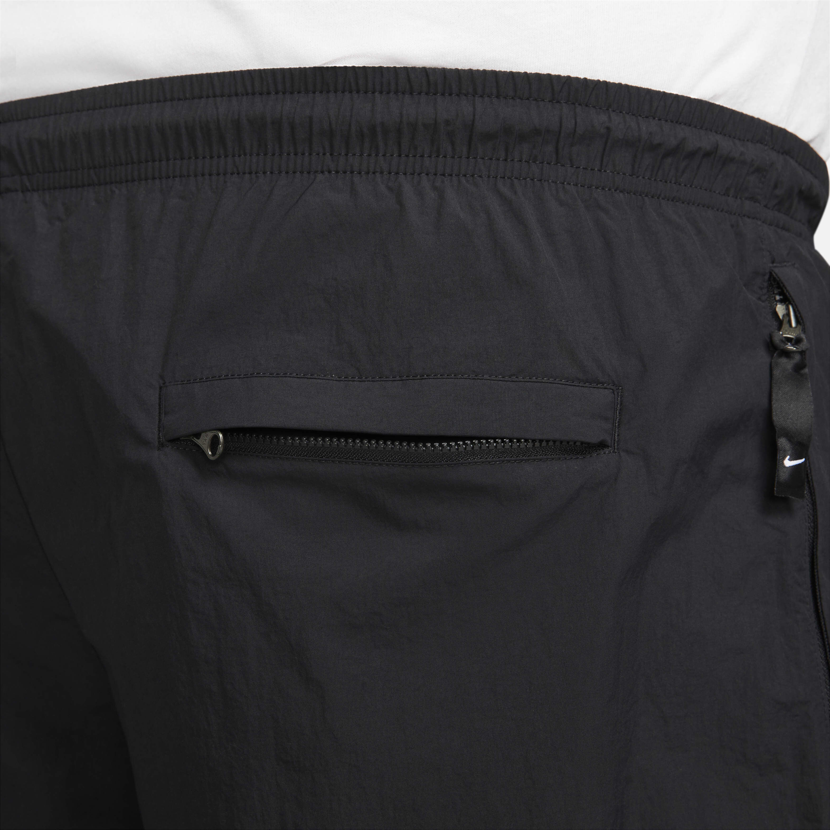 Nike Solo Swoosh image number 14