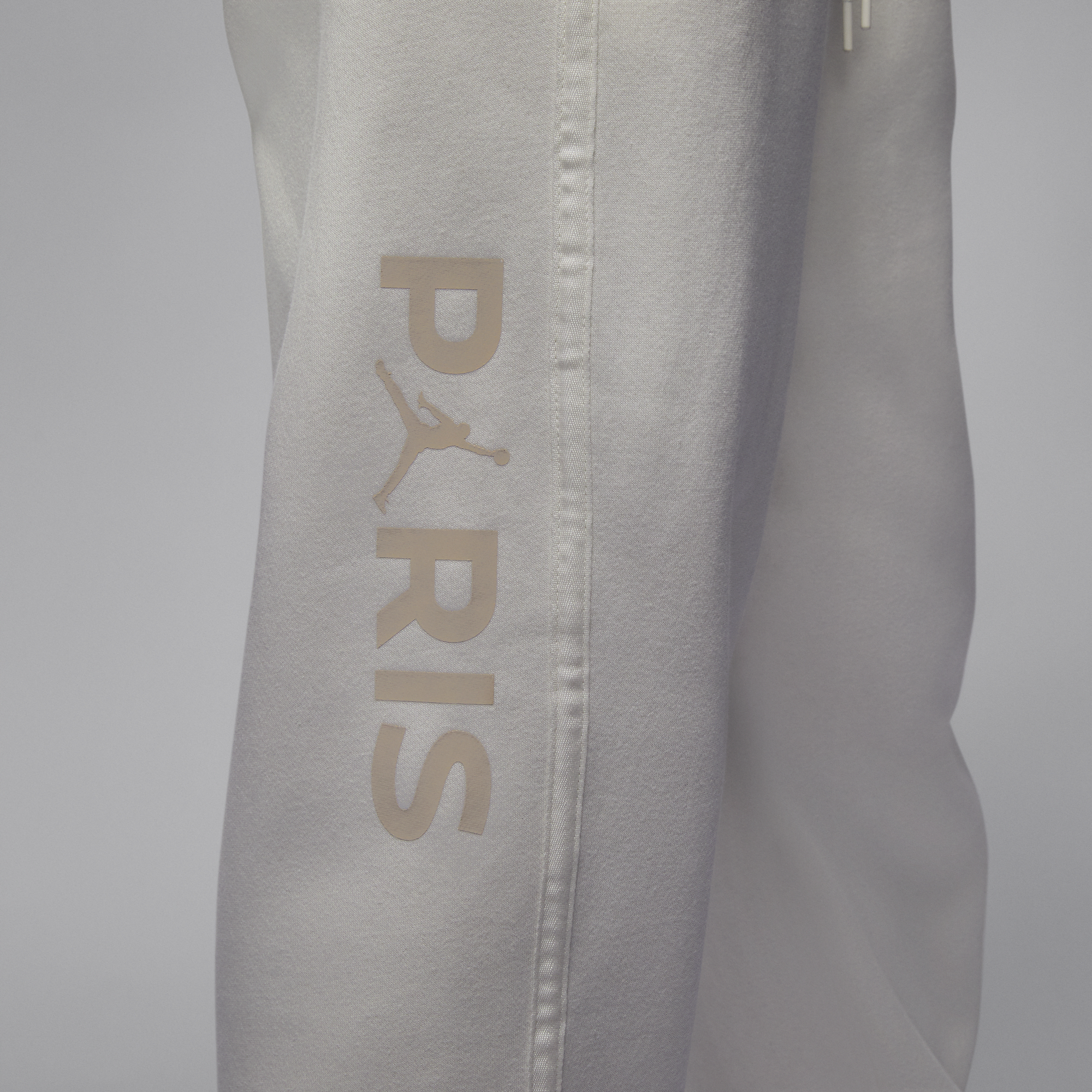 Shop Paris Saint Germain Men s Fleece Trousers Nike UAE