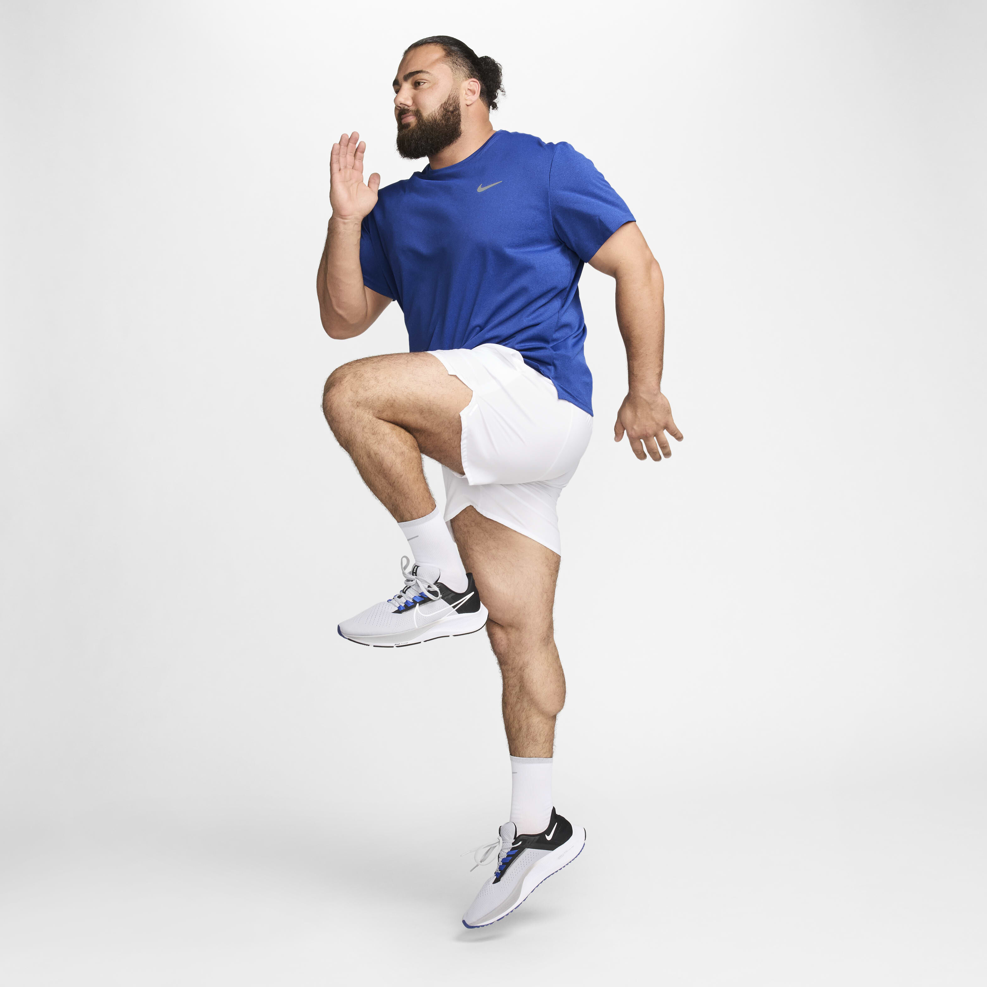 Nike Miler image number 10
