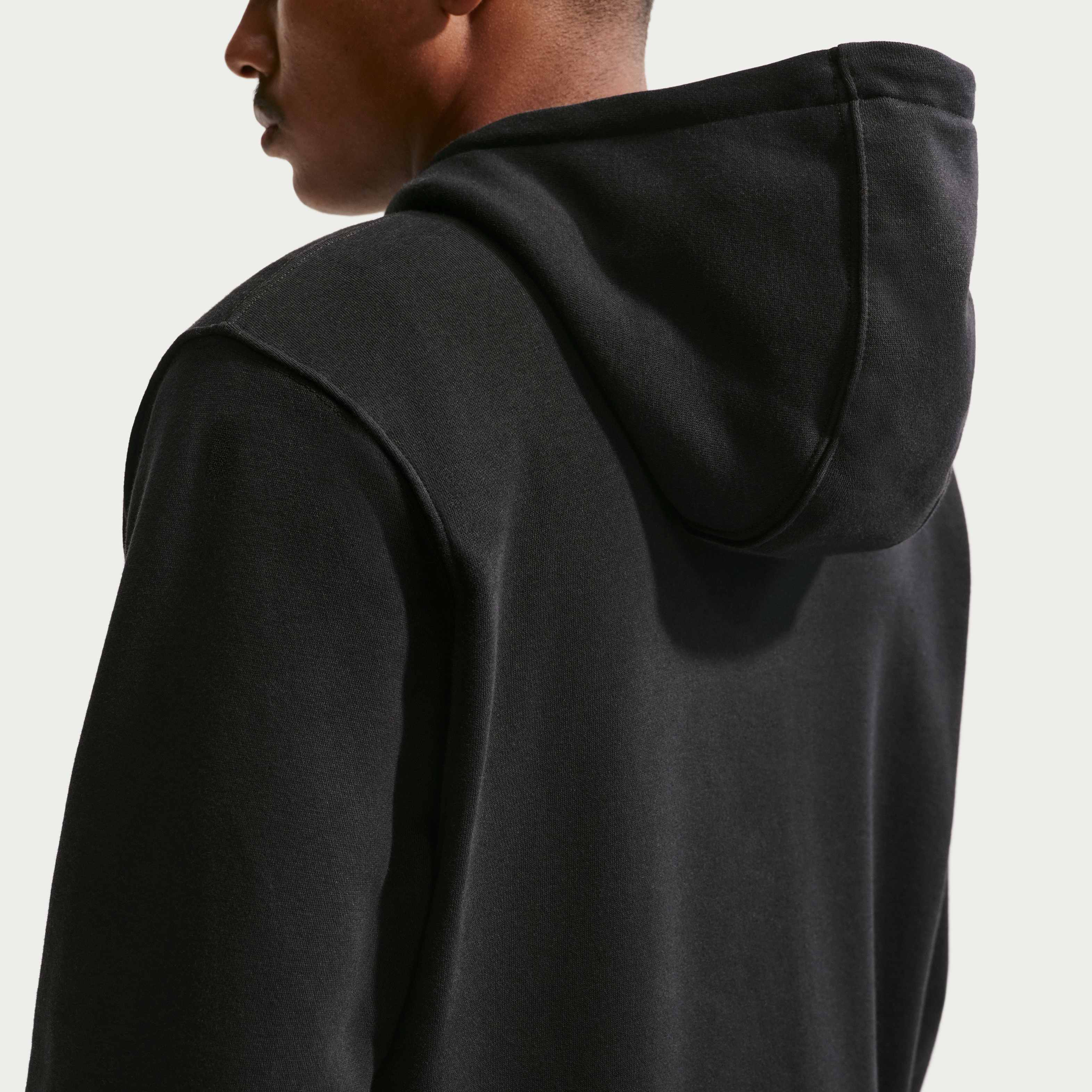 نايكي كلوب image number 1