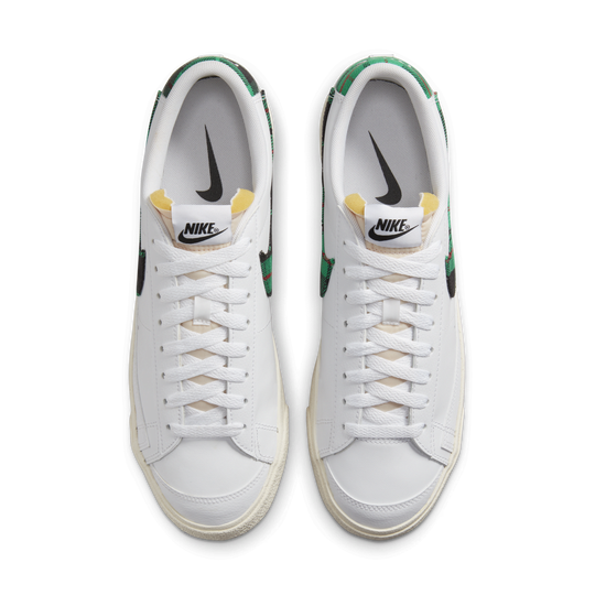 Nike blazer low vintage premium hotsell