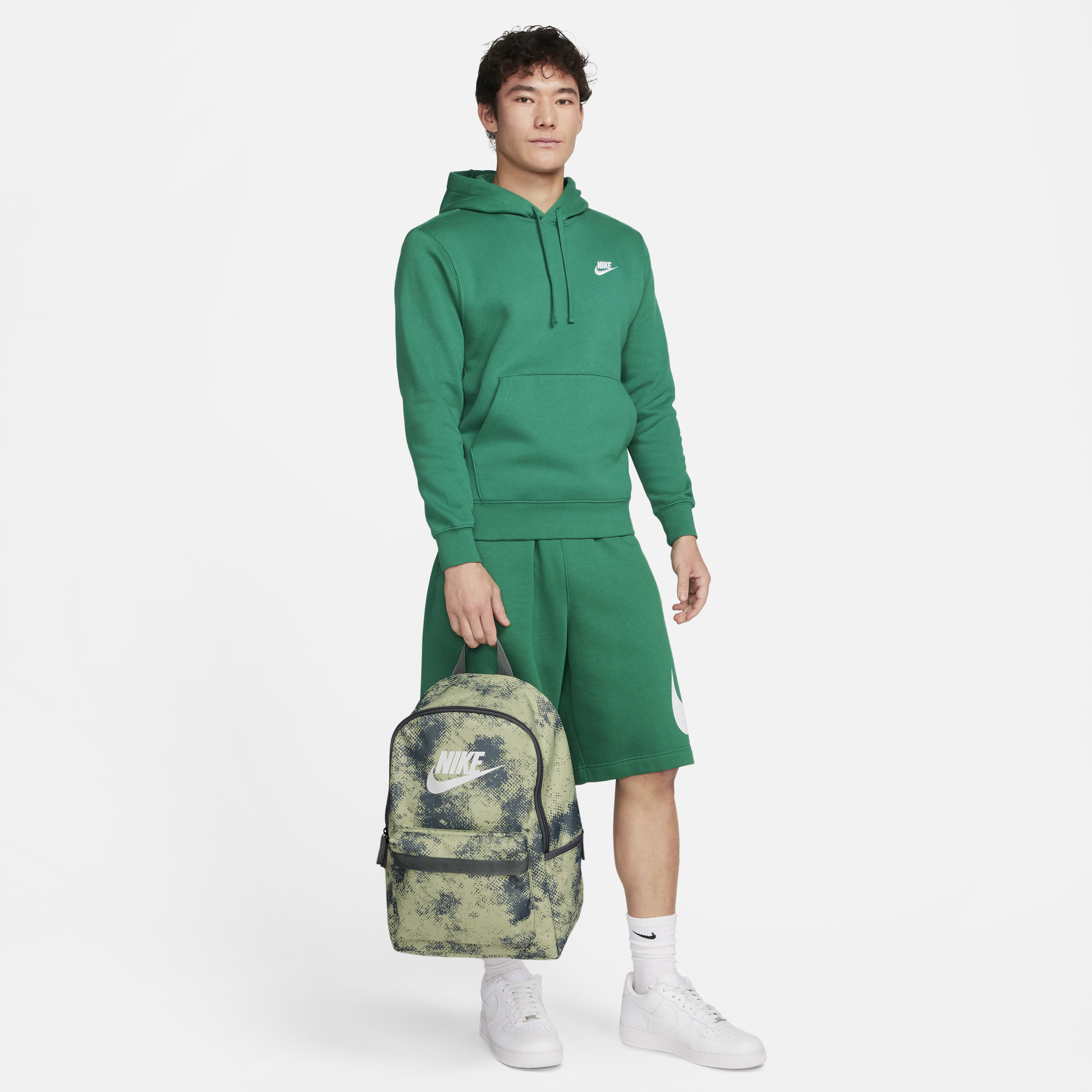 Nike Heritage image number 9