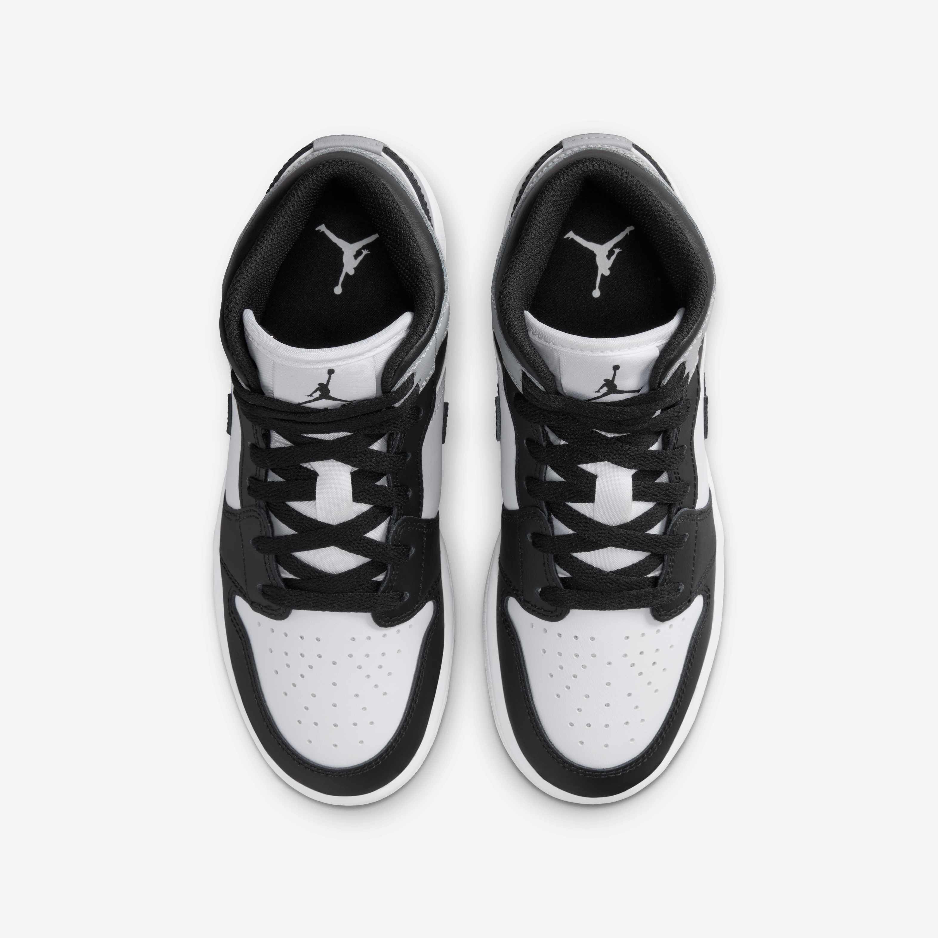 Air Jordan 1 Mid image number 3