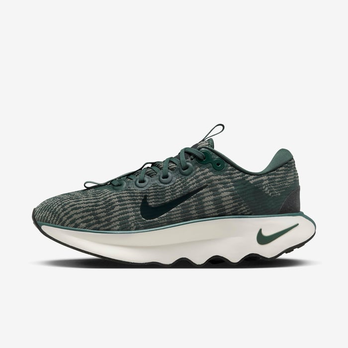 Nike Motiva image number 0 Nike Motiva image number 0