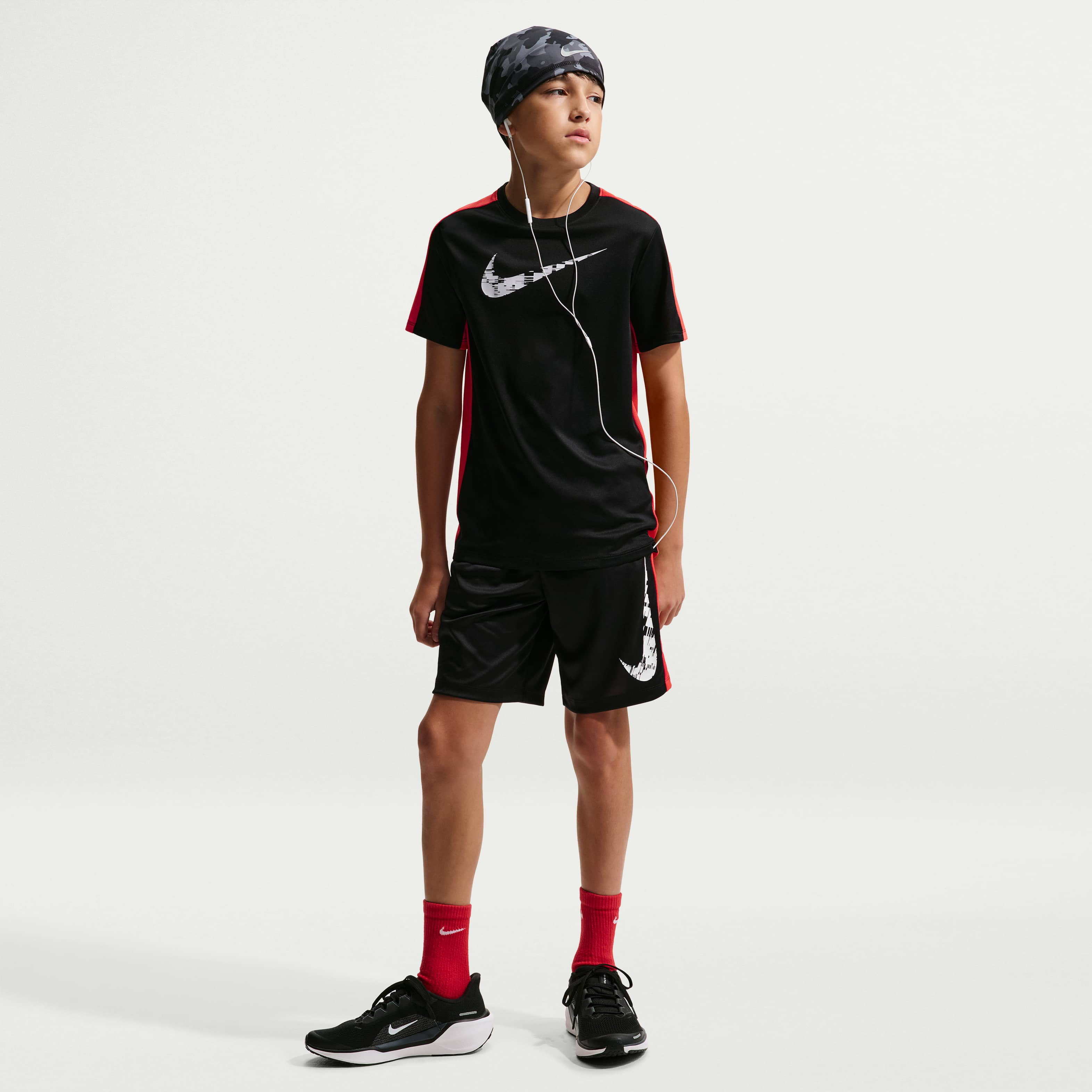 Nike Trophy23 image number 3