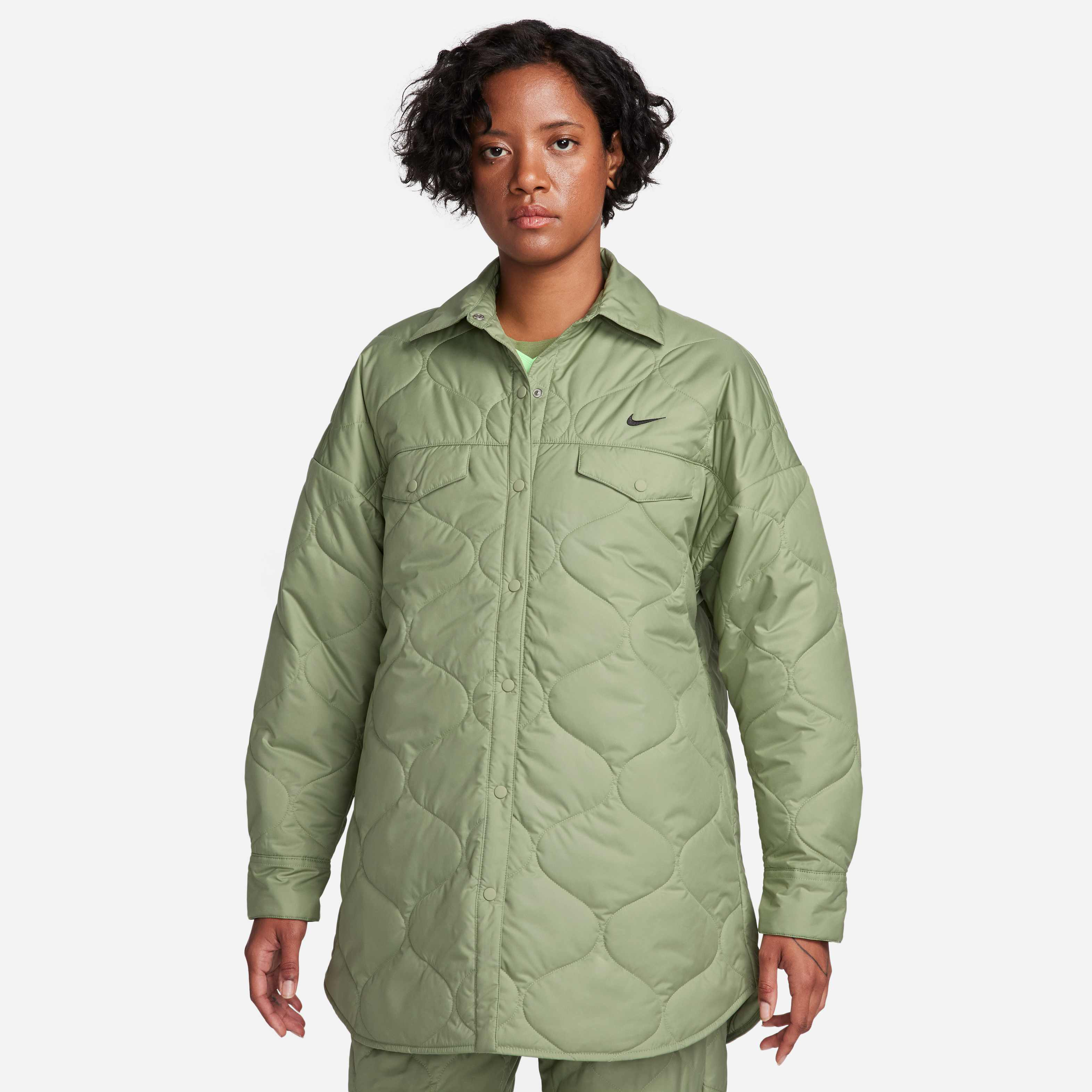 Nike Sportswear Essential image number 1