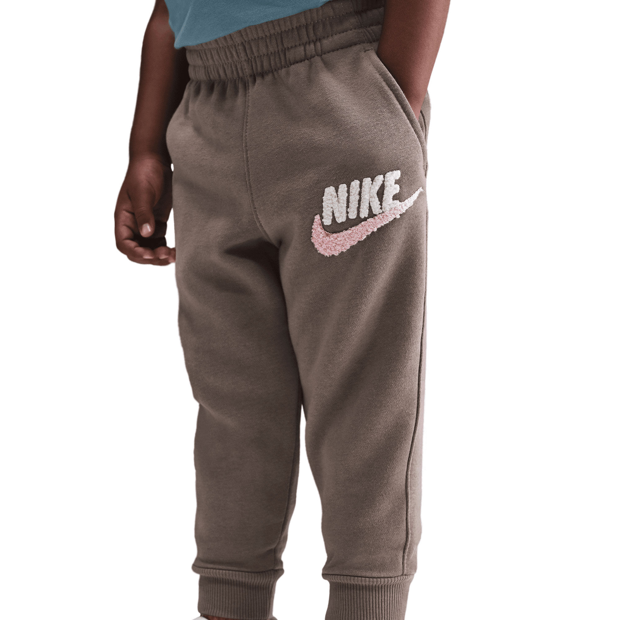 نايكي كلوب image number 4