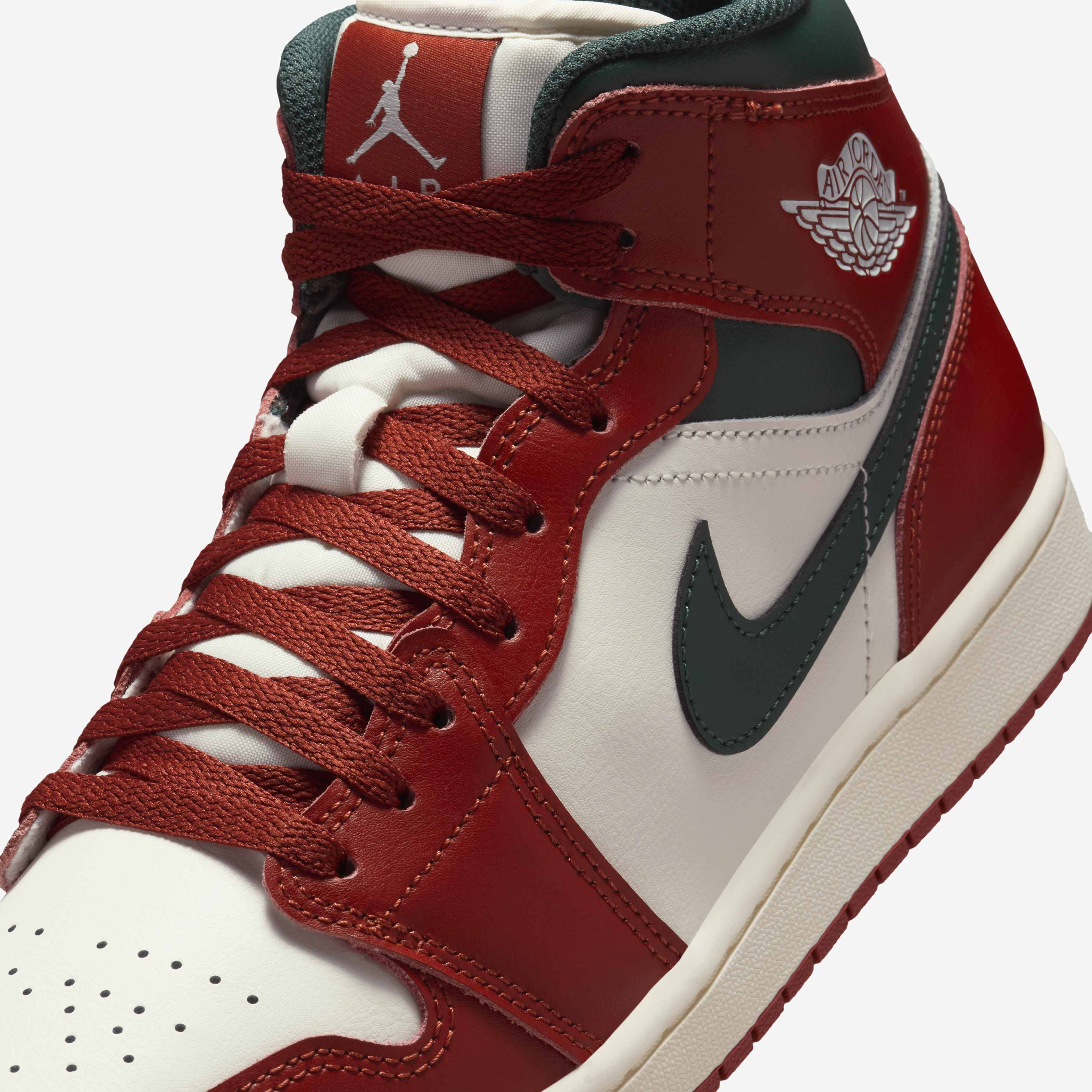 Air Jordan 1 Mid image number 6