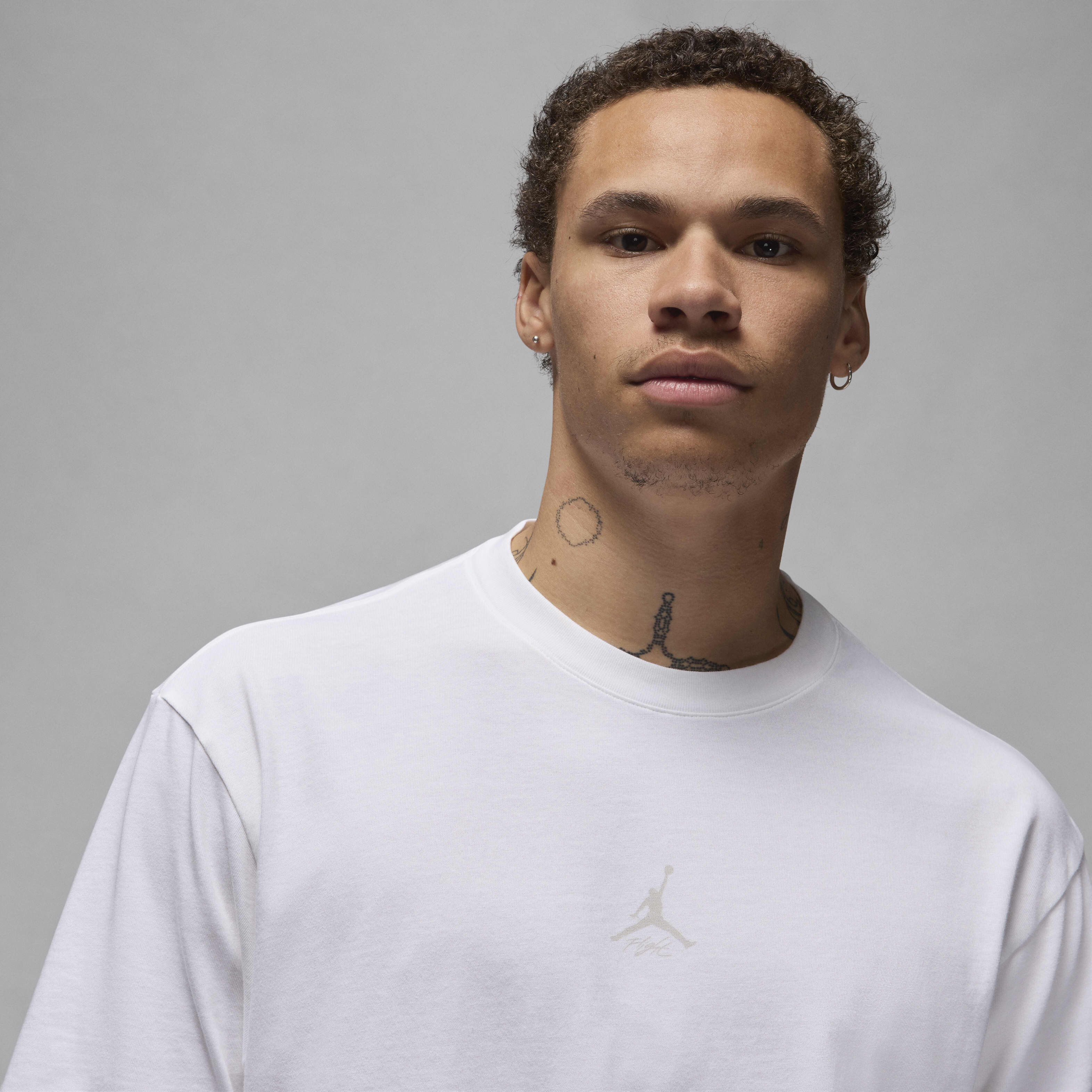 Buy Jordan Flight Essentials Men's T-Shirt - White | Nike