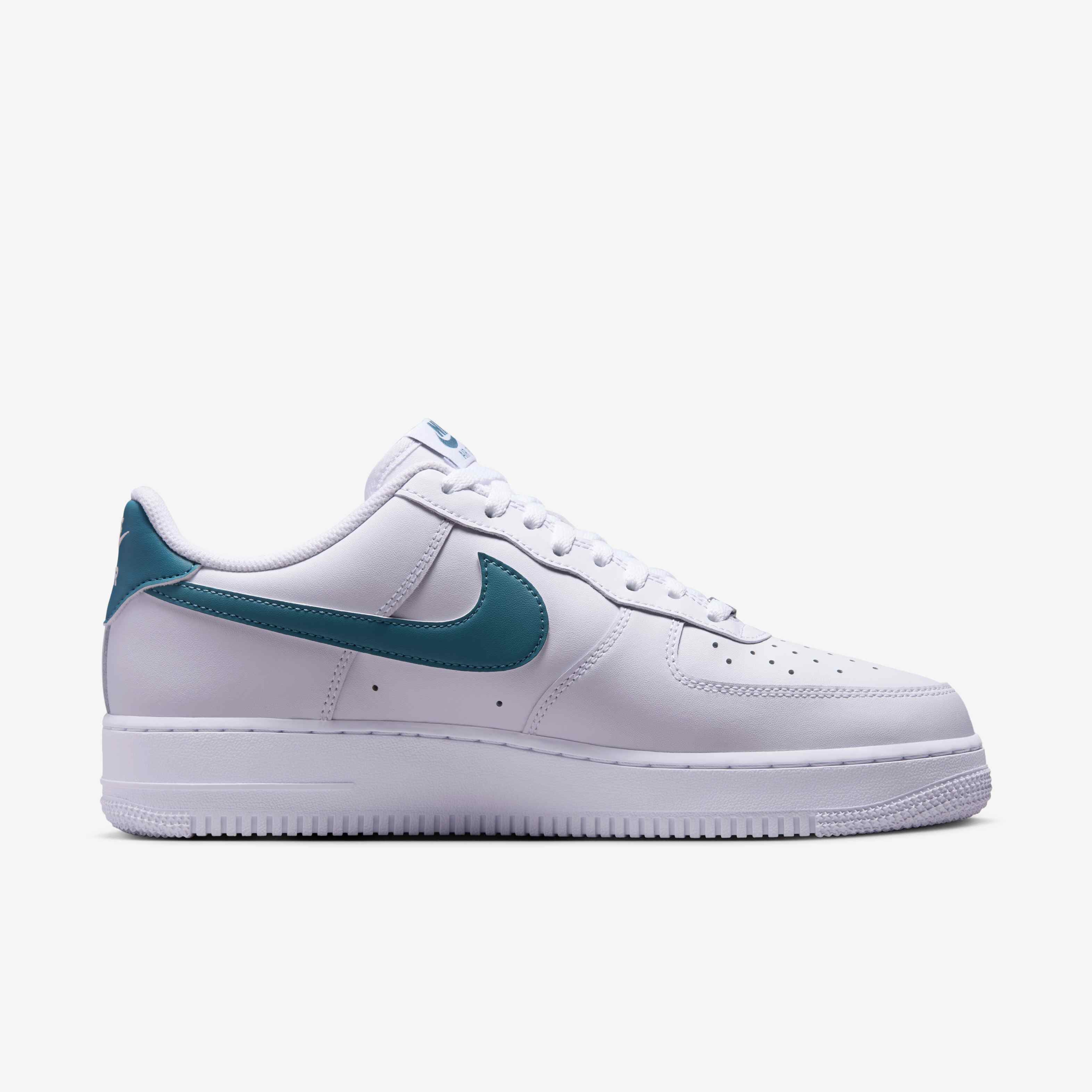 Nike Air Force 1 '07 image number 2