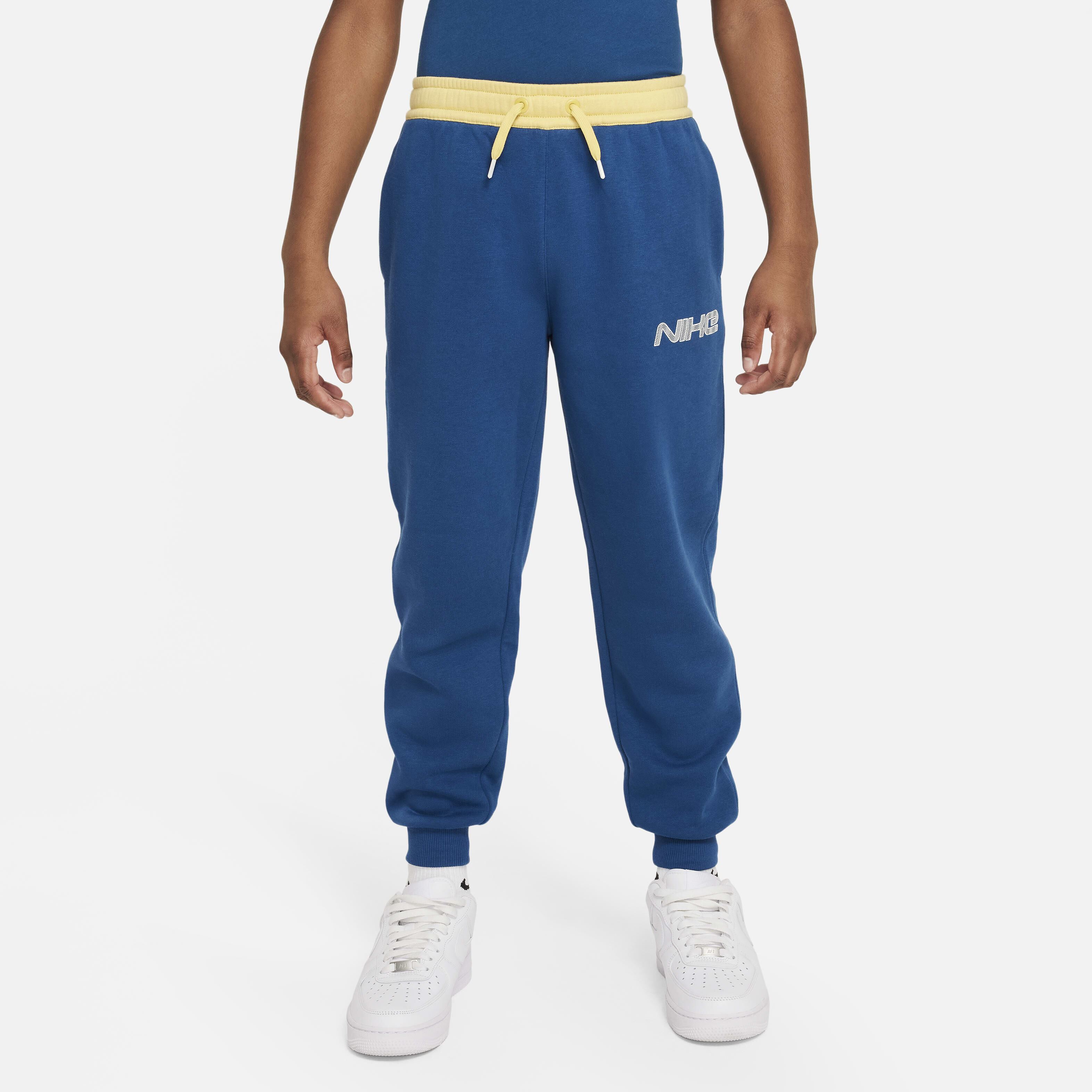 Nike Sportswear Amplify image number 0