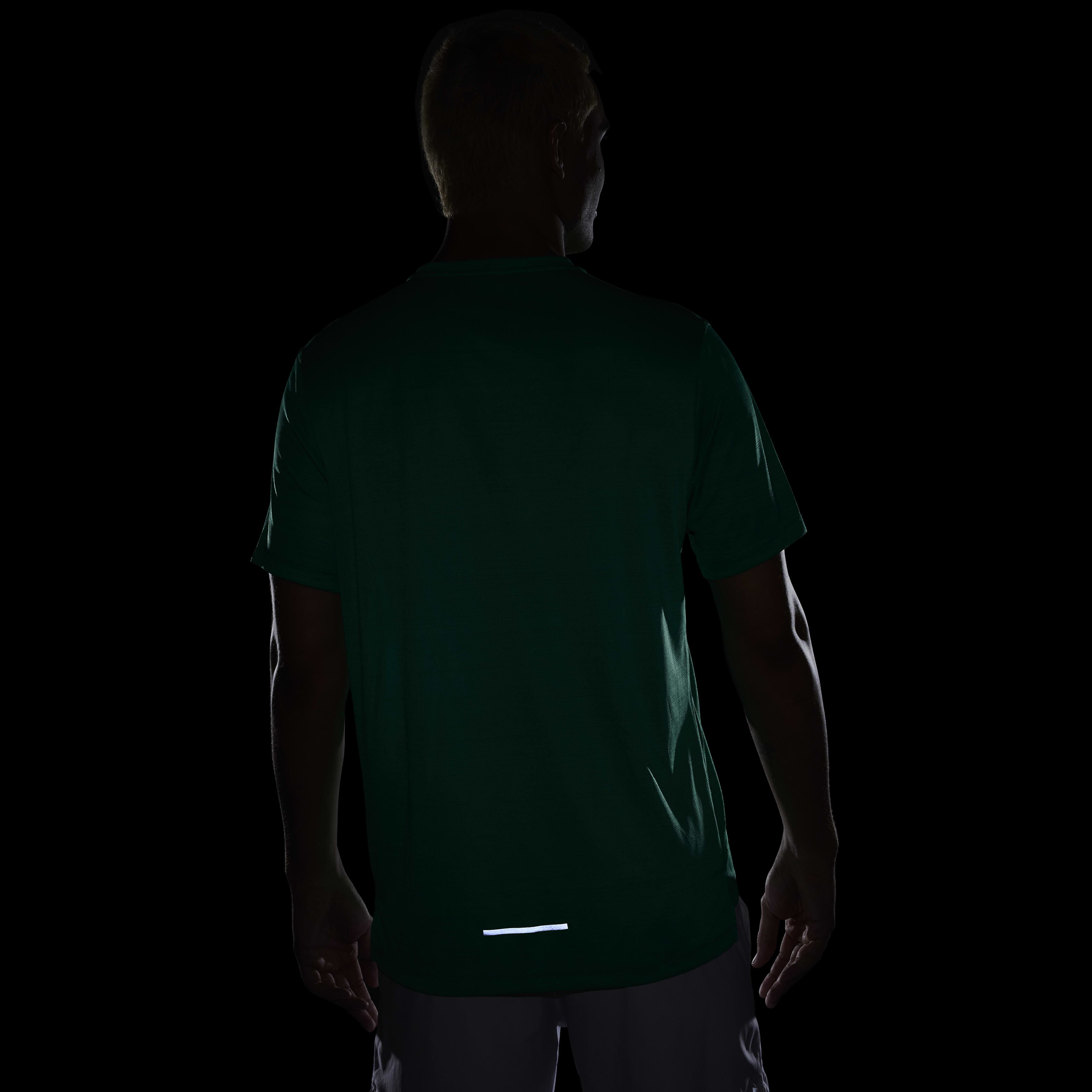 نايكي ميلر image number 6