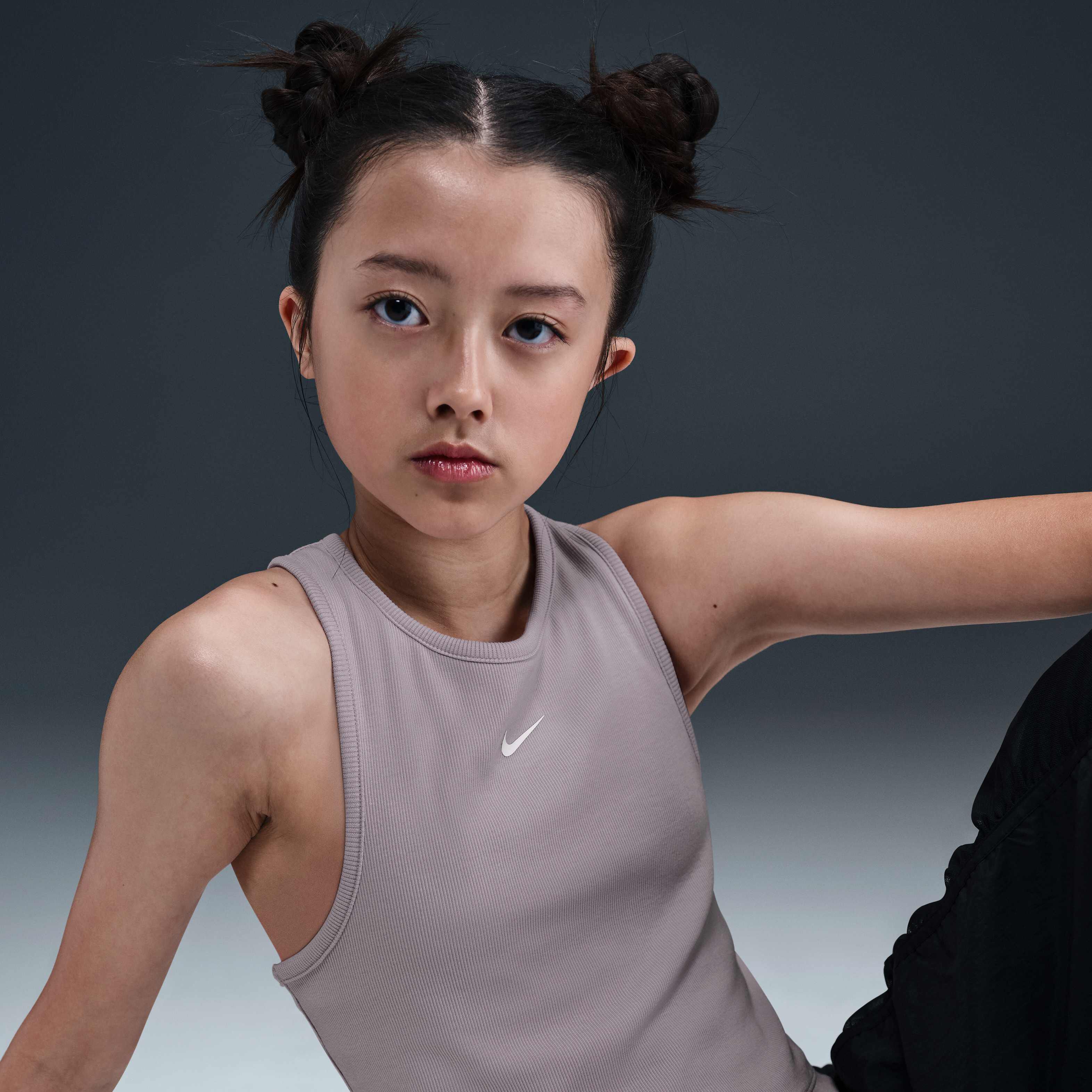 نايكي سبورتسوير image number 2