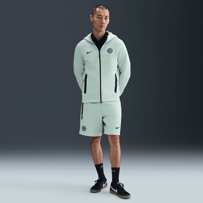 Inter Milan Tech Windrunner image number 3 Inter Milan Tech Windrunner image number 3