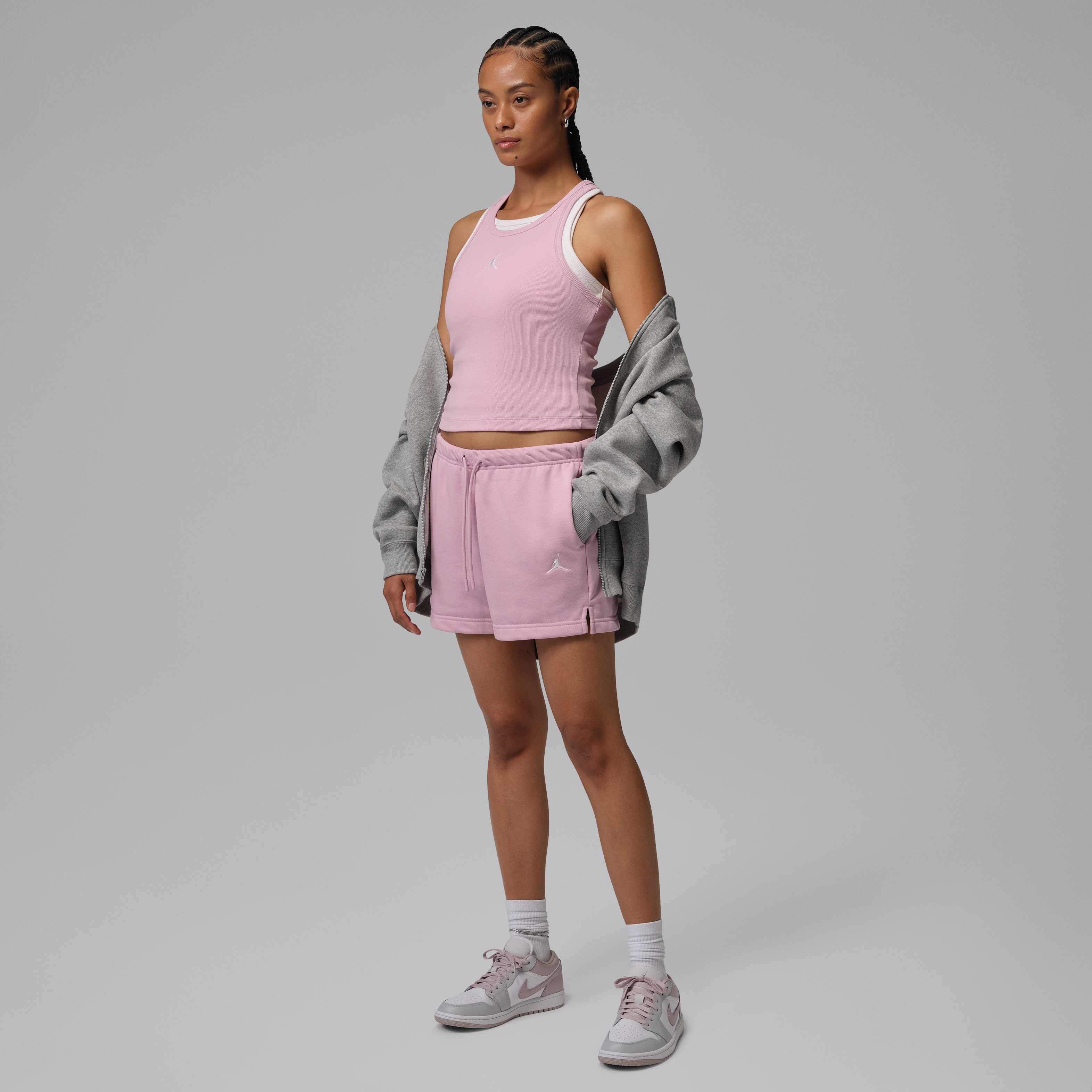 Jordan Essentials image number 4