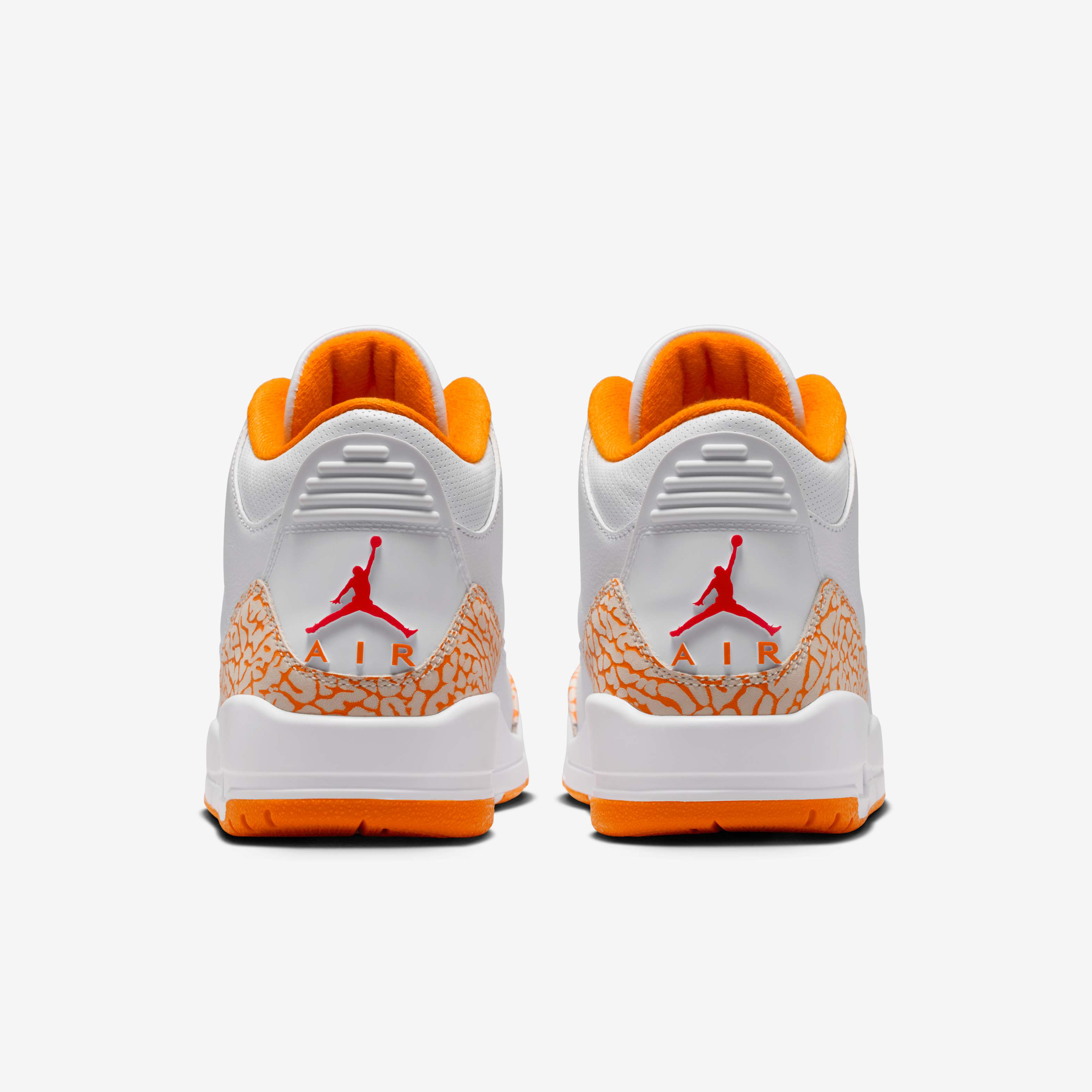 Air Jordan 3 Shoes image number 5