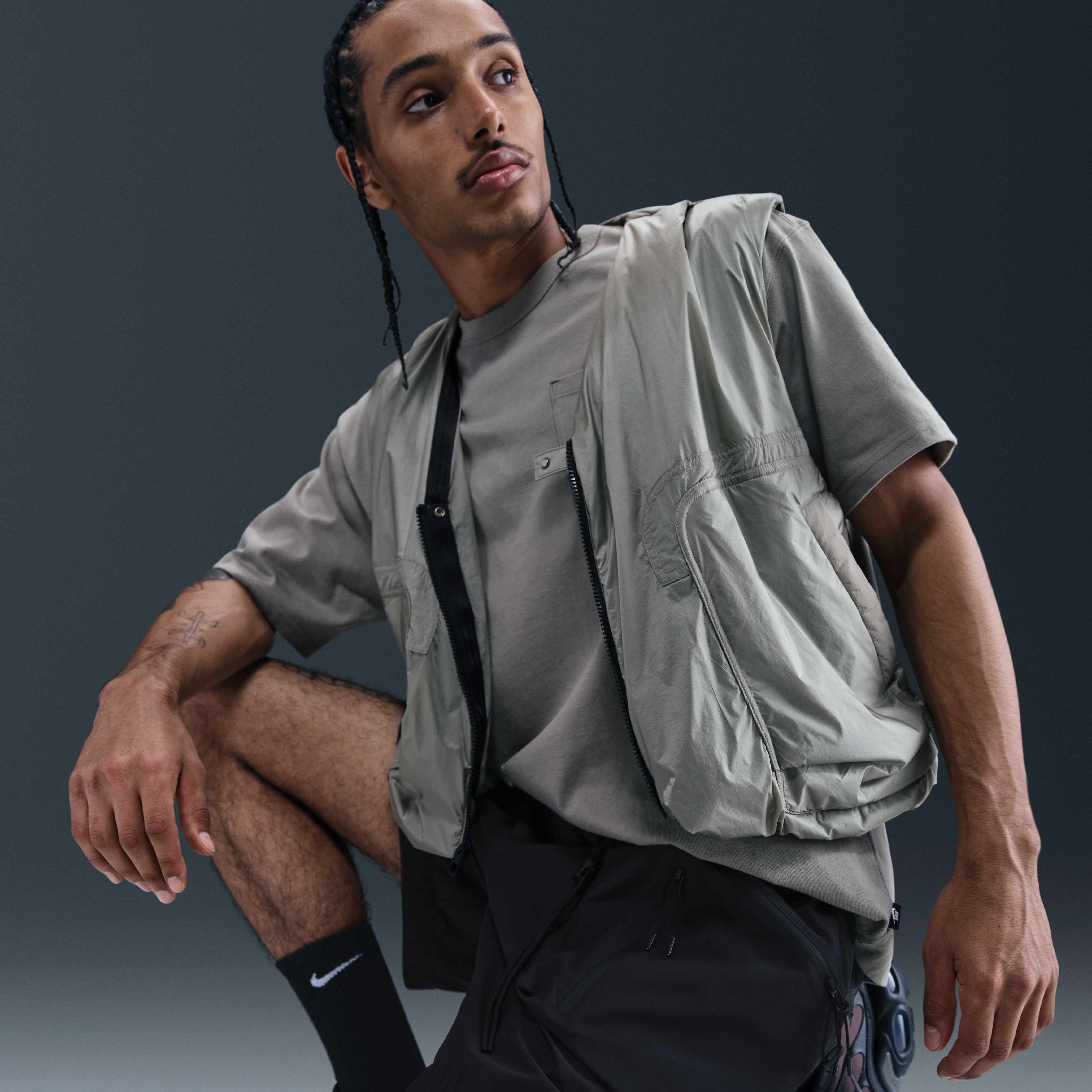 نايكي تك image number 4