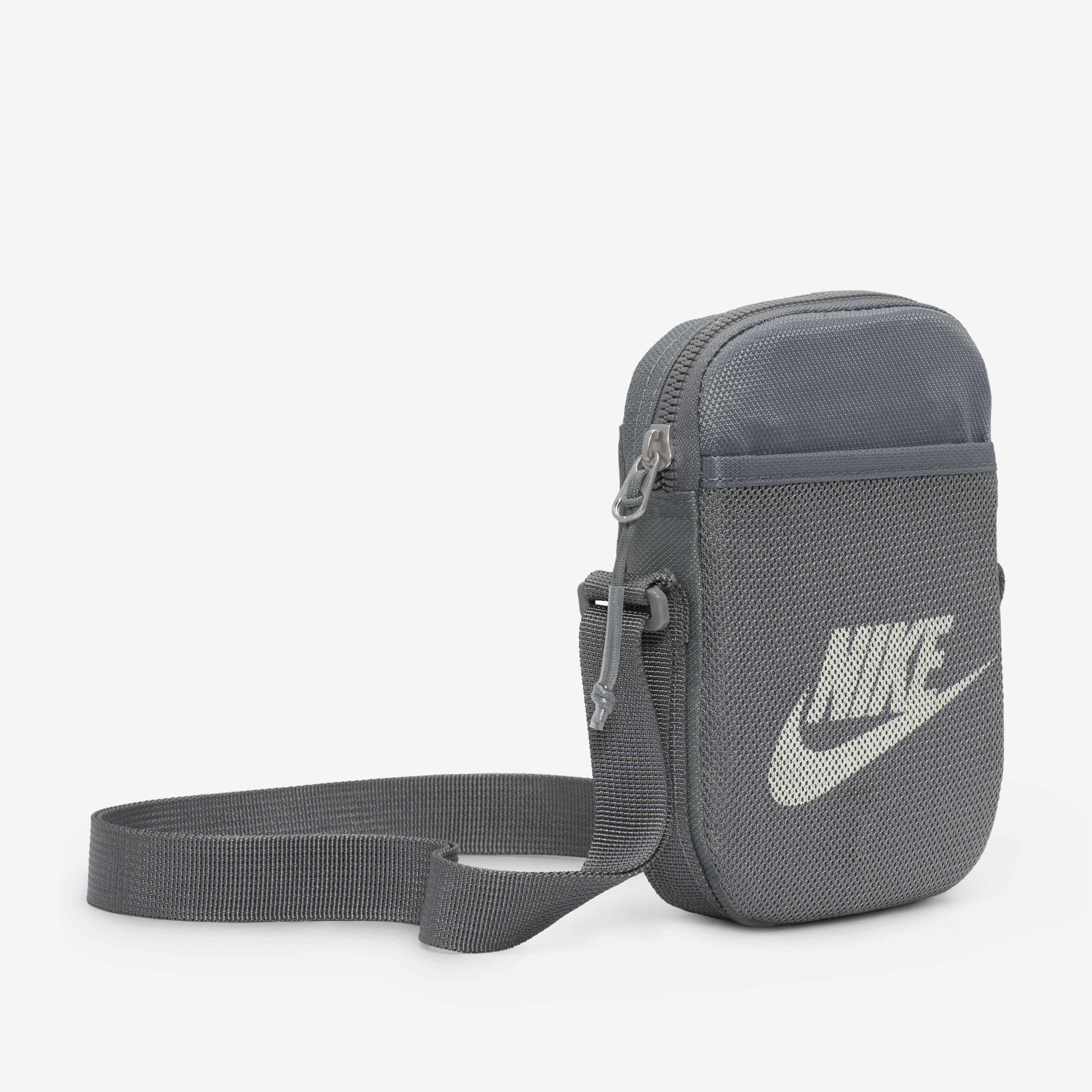 フィットネスバッグ Nike Heritage Crossbody Bag Small 1L Buy Nike Black Small Heritage Crossbody Bag (1L) from Next
