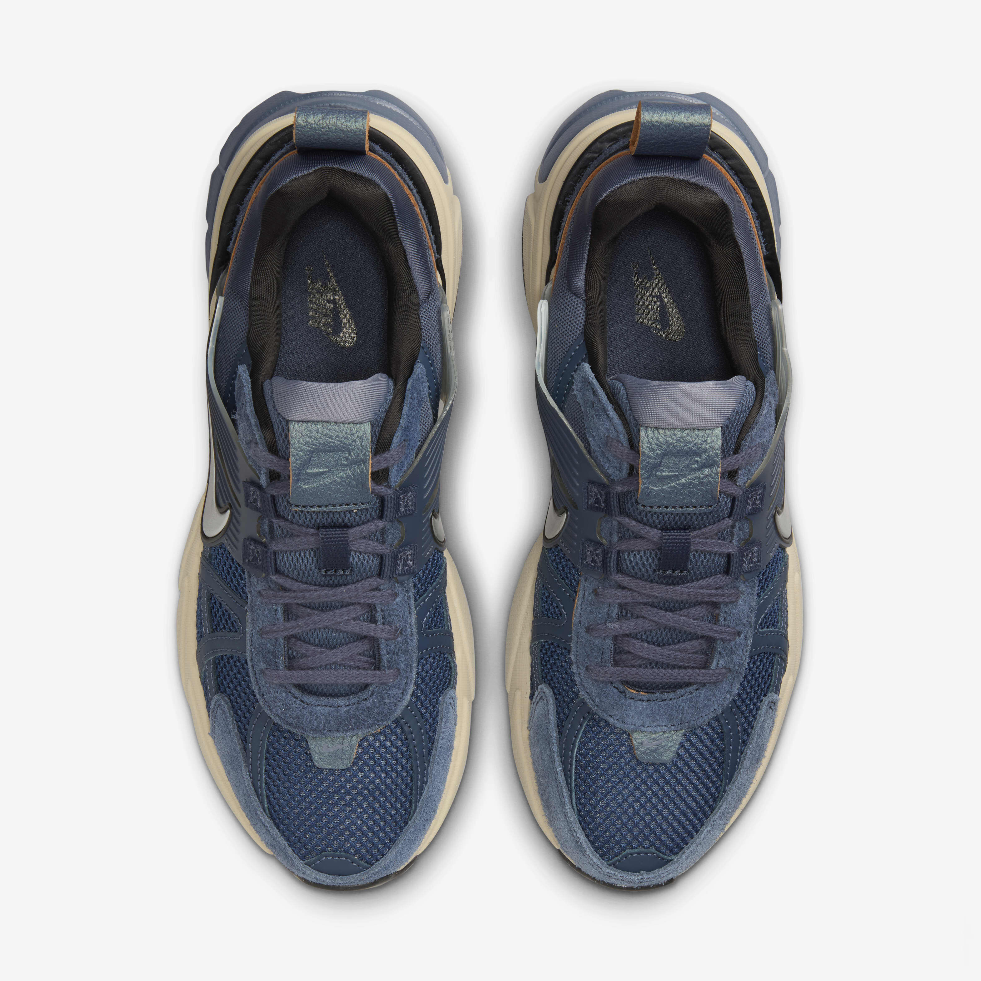 Nike V2K Run image number 3