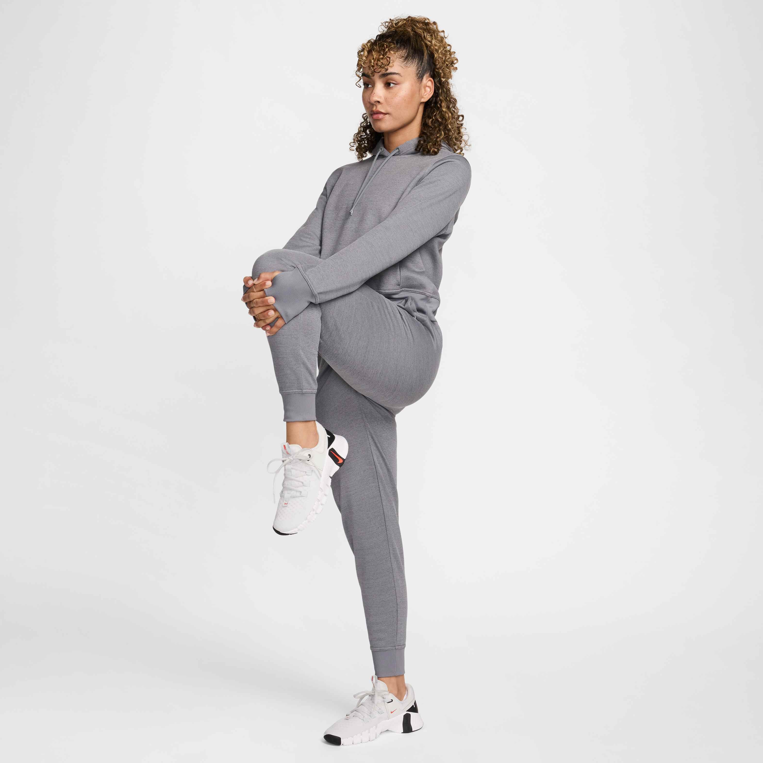 Nike Therma-FIT One image number 5