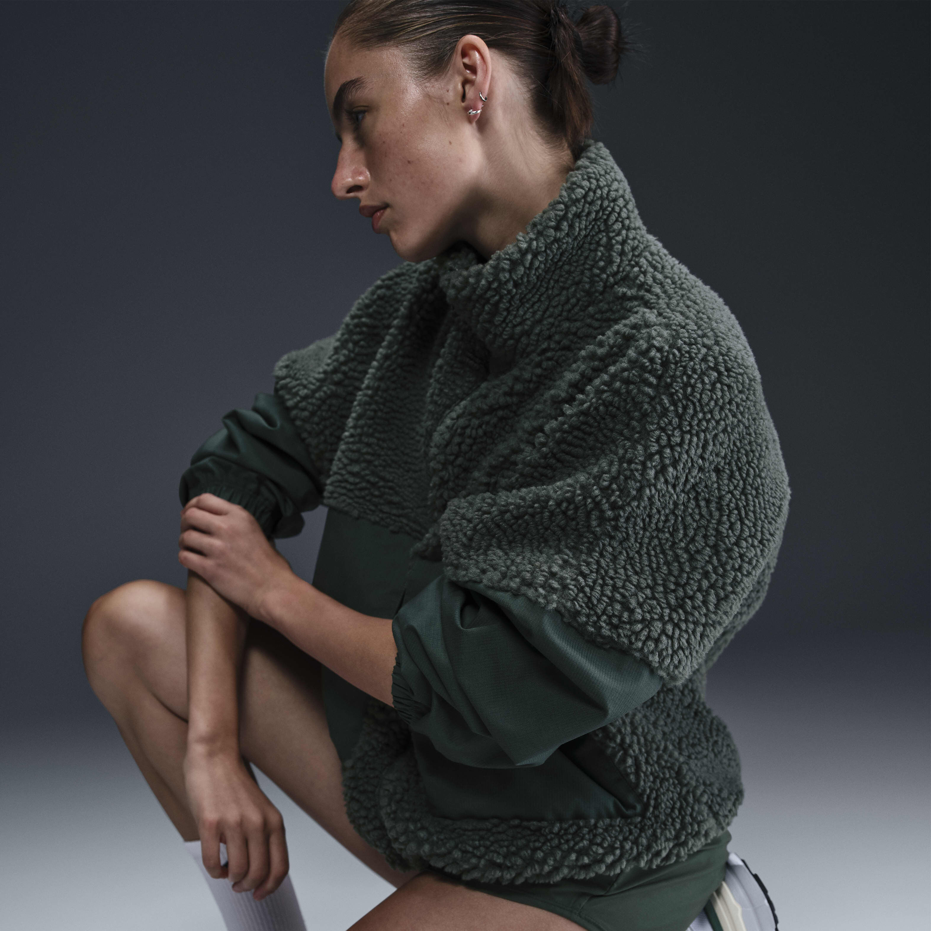 Nike Sportswear Essential image number 1