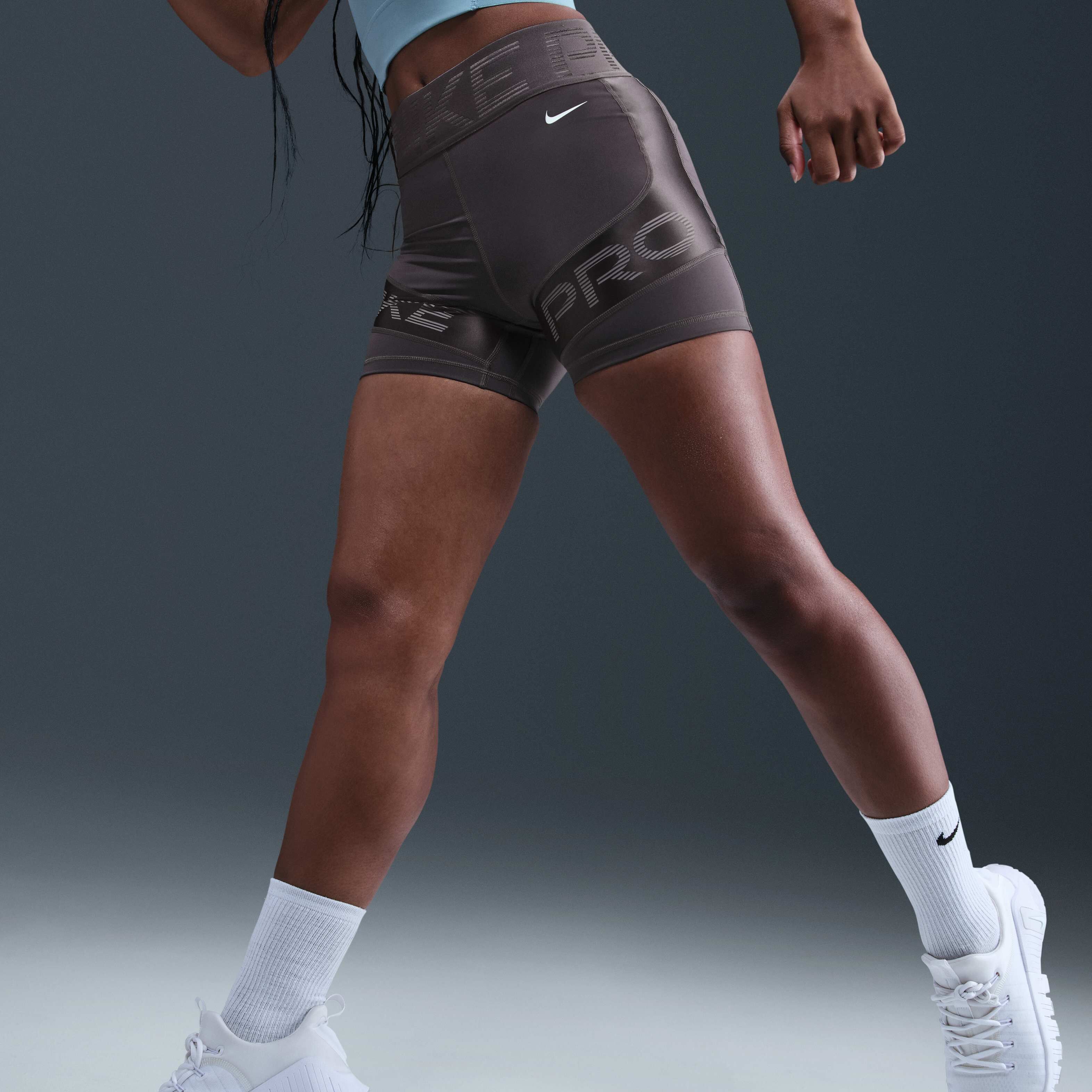Nike Pro Sculpt image number 4