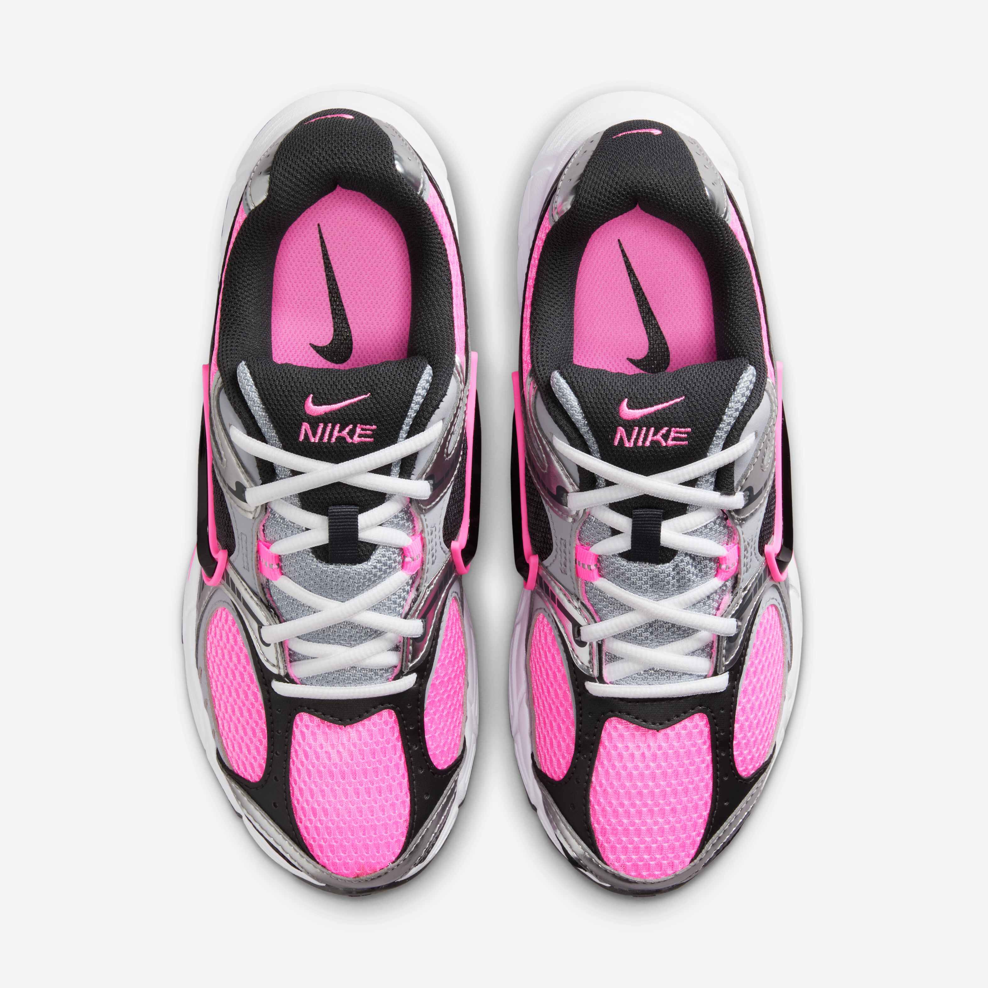 Buy Nike V5 RNR Women's shoes with reflective accents - Pink Spell