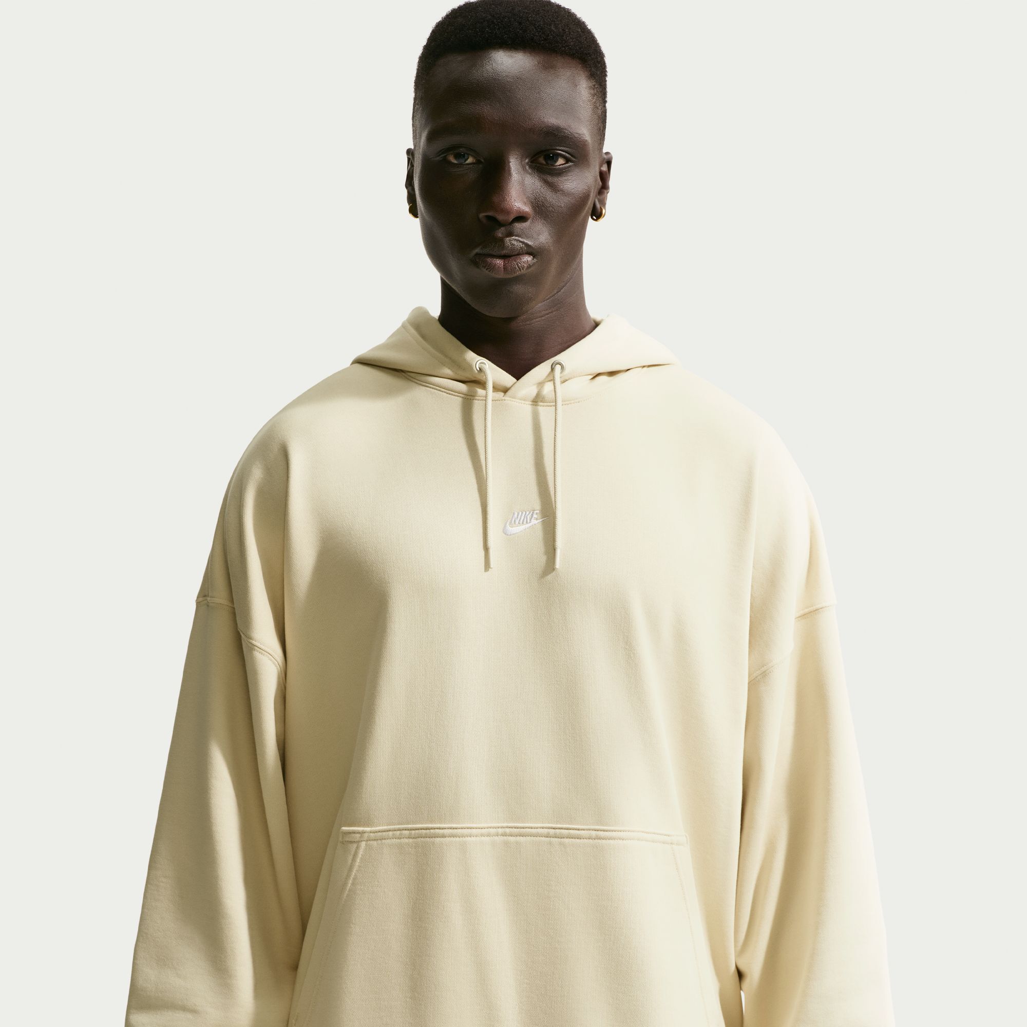 Nike Sportswear Club image number 2