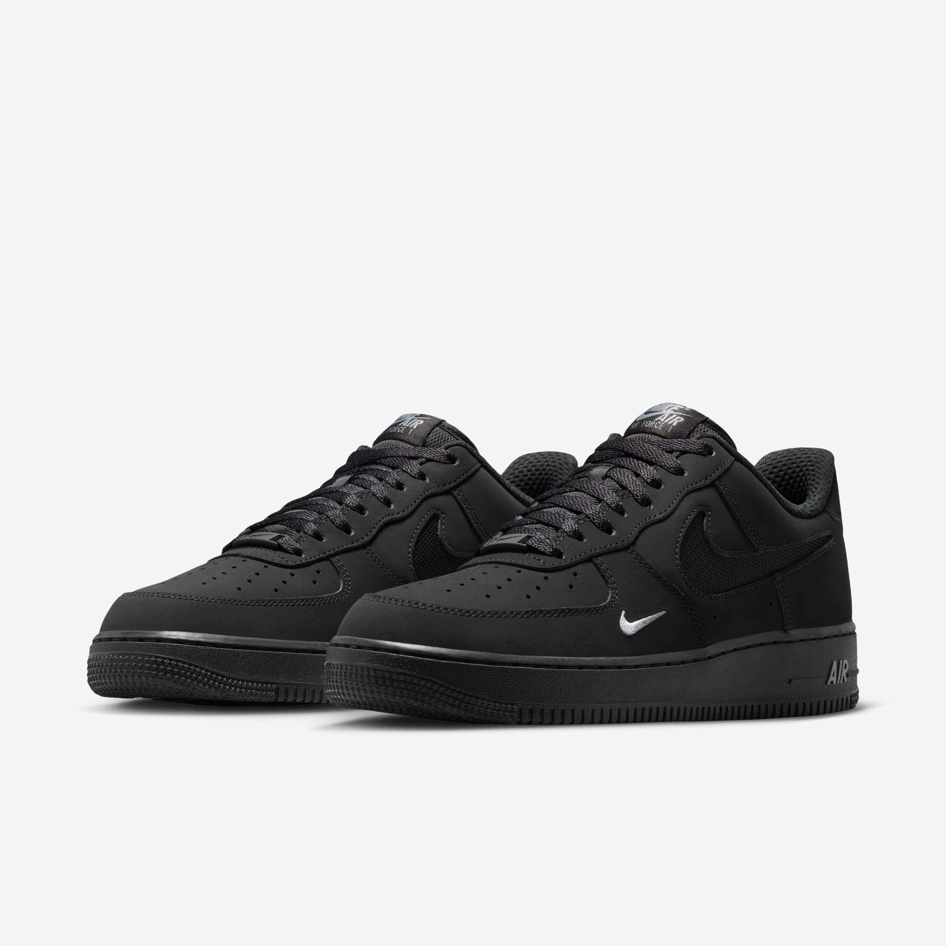 Nike Air Force 1 '07 LV8 image number 4