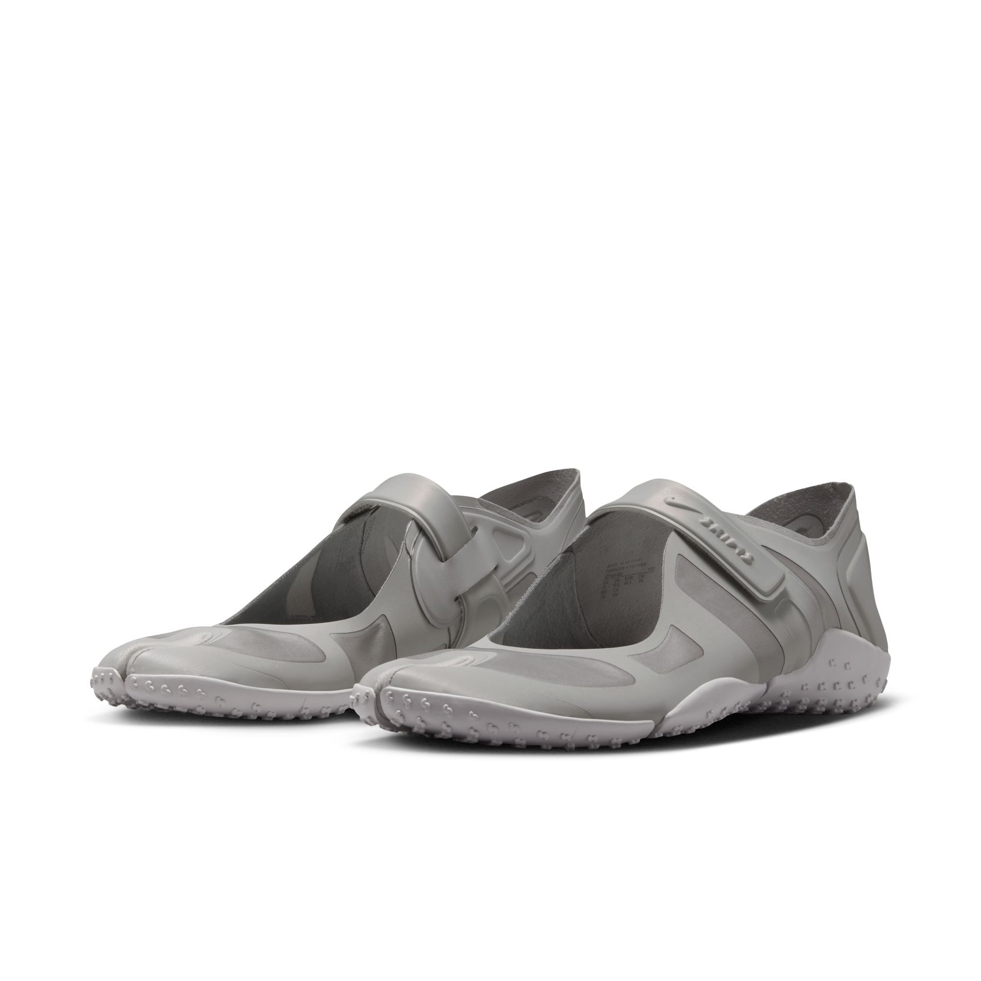 NikeSKIMS ريفت ساتين image number 2