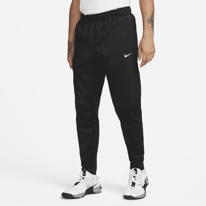 Nike therma pants deals