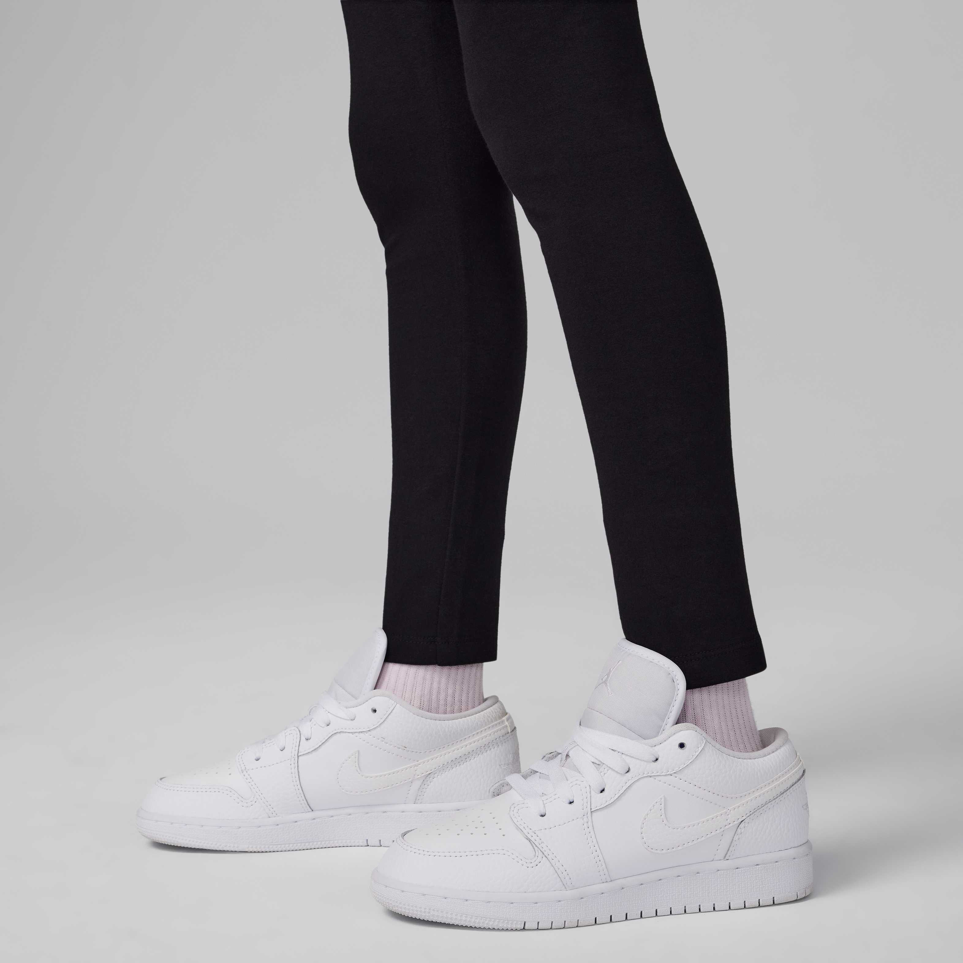 Jordan Dri-FIT Essentials image number 3