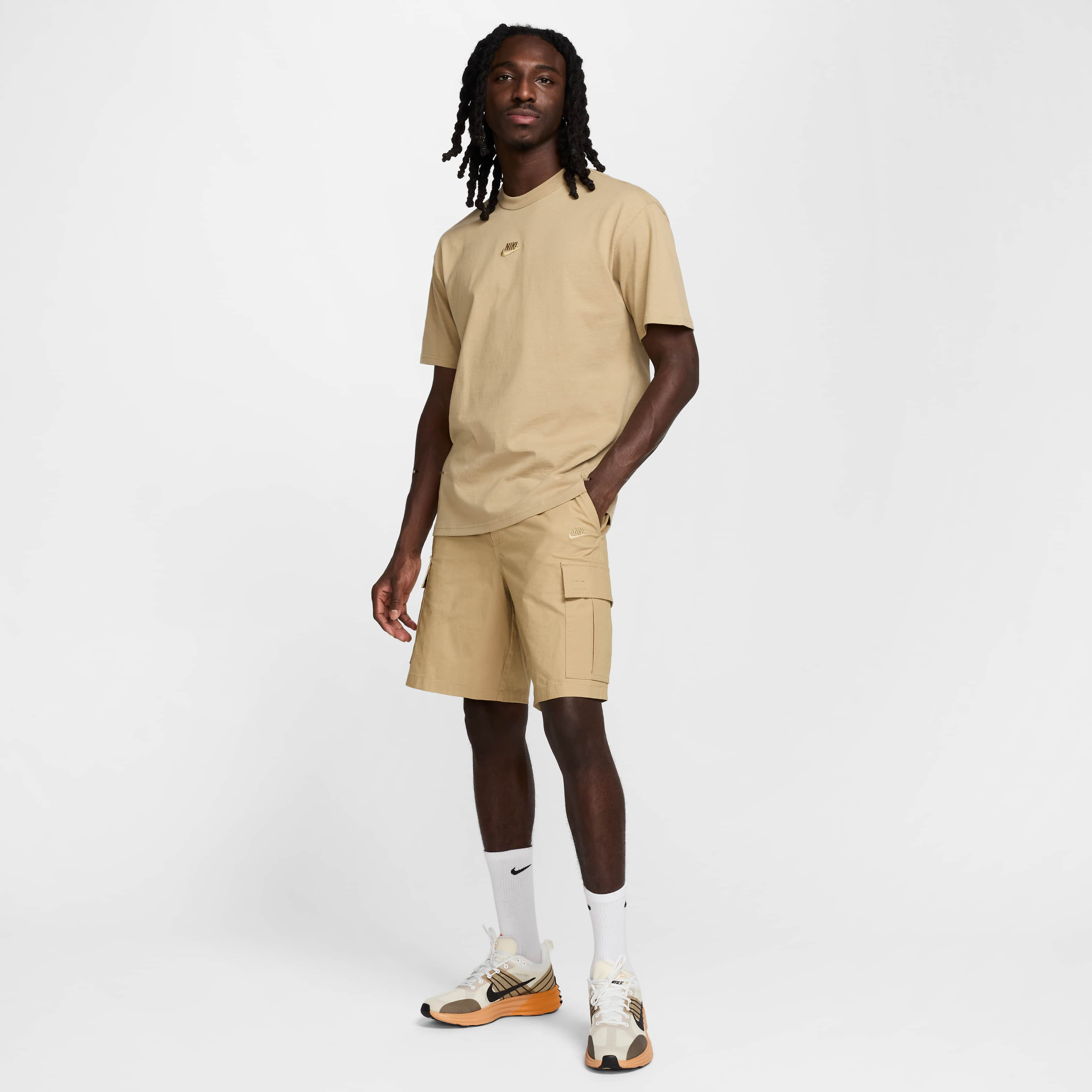 Nike Sportswear Premium Essentials image number 5