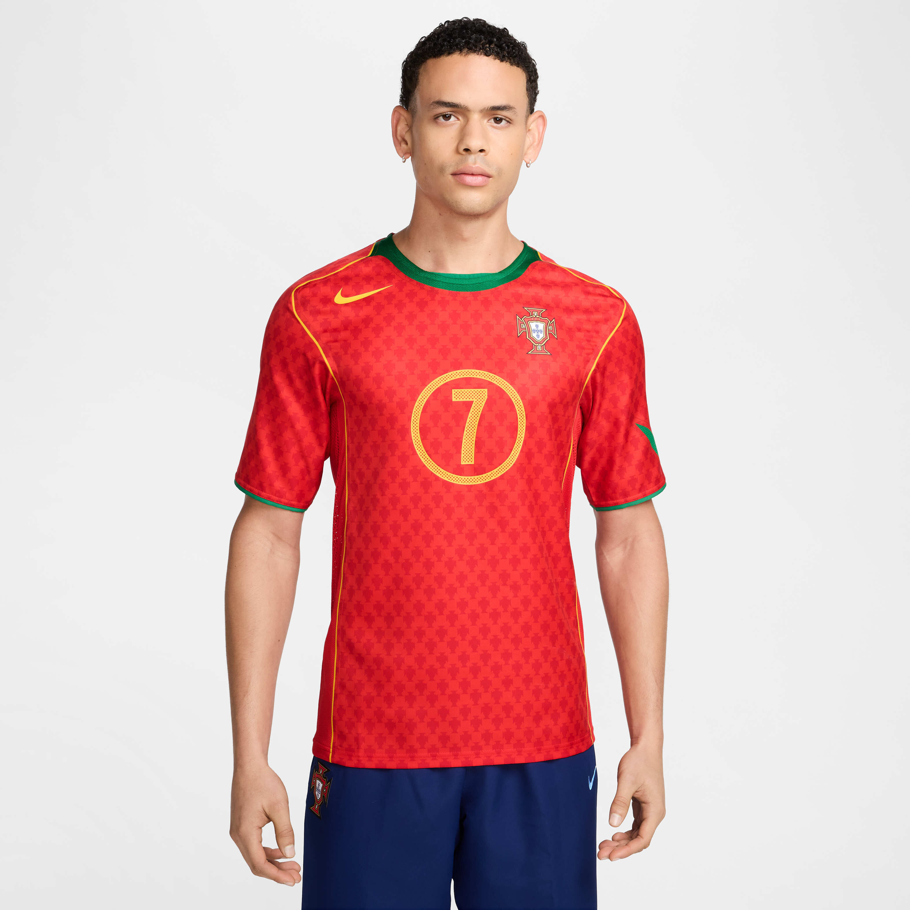 Shop Football Jerseys T Shirts Online in UAE Nike Football