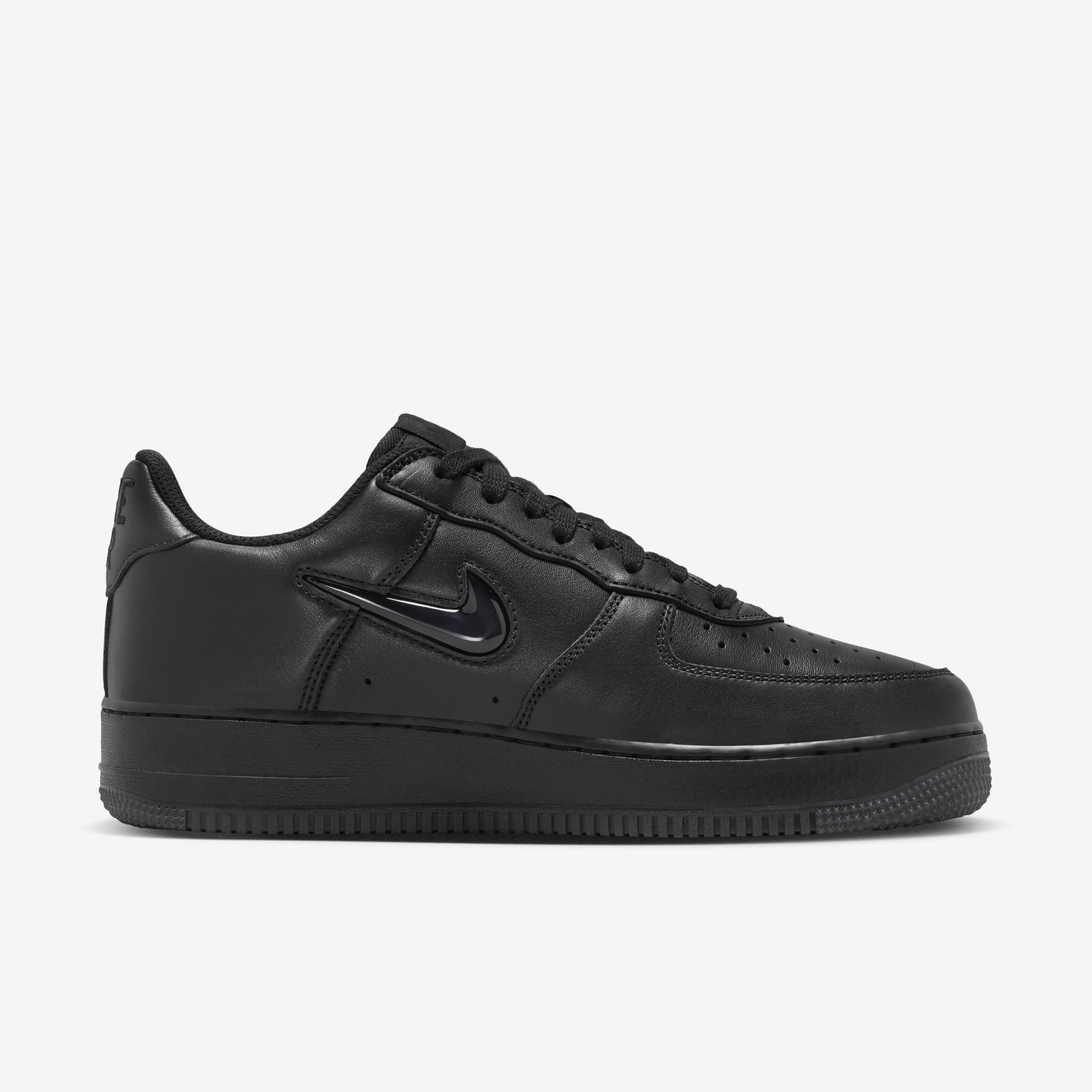 Nike Air Force 1 Low Retro image number 2