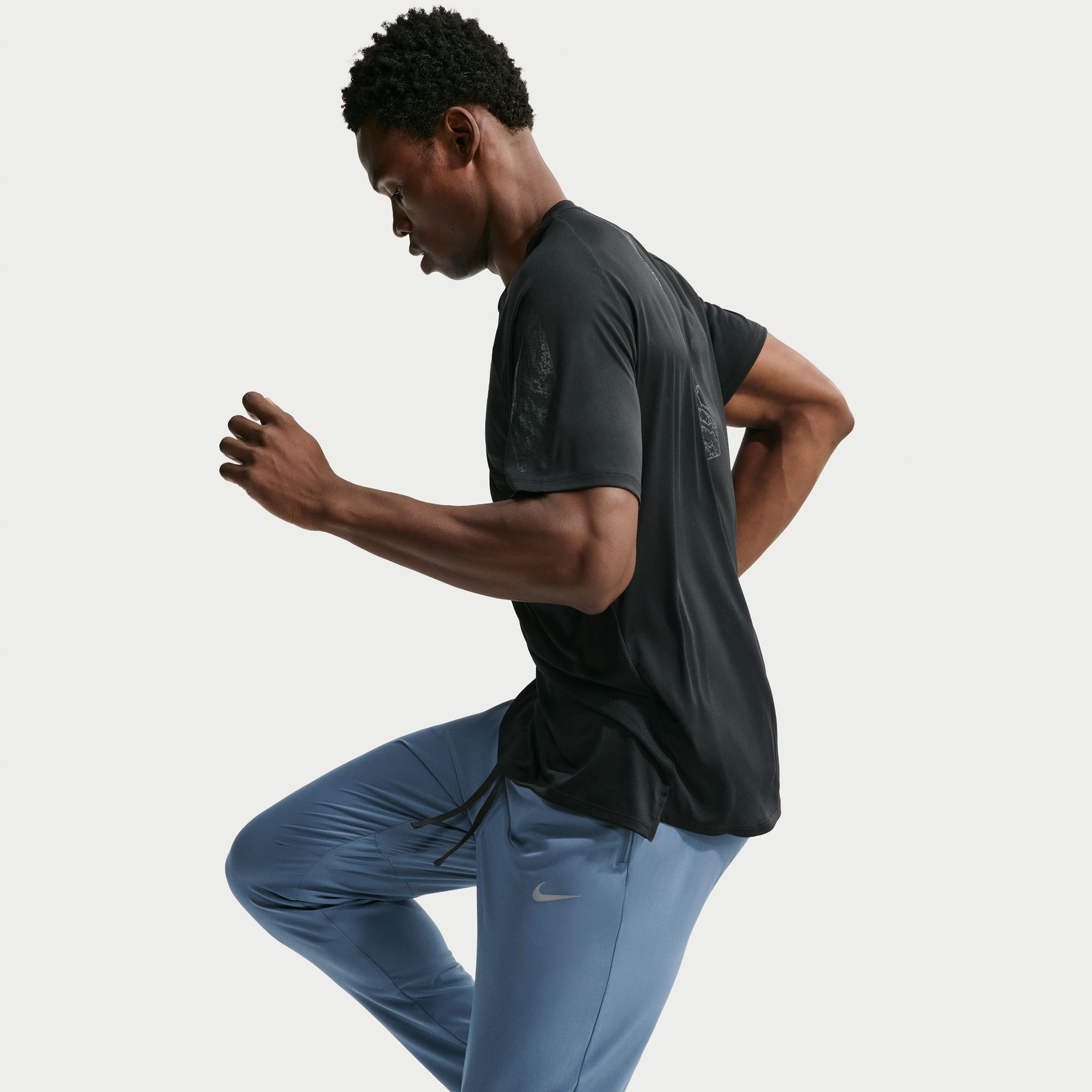 نايكي سترايد image number 4