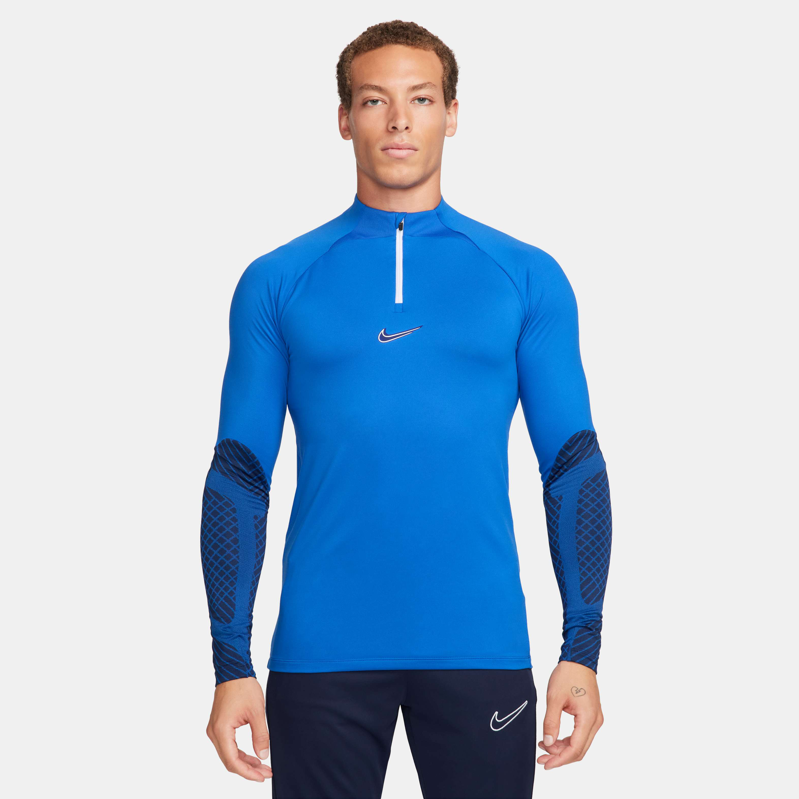 Nike Dri-FIT Strike image number 0