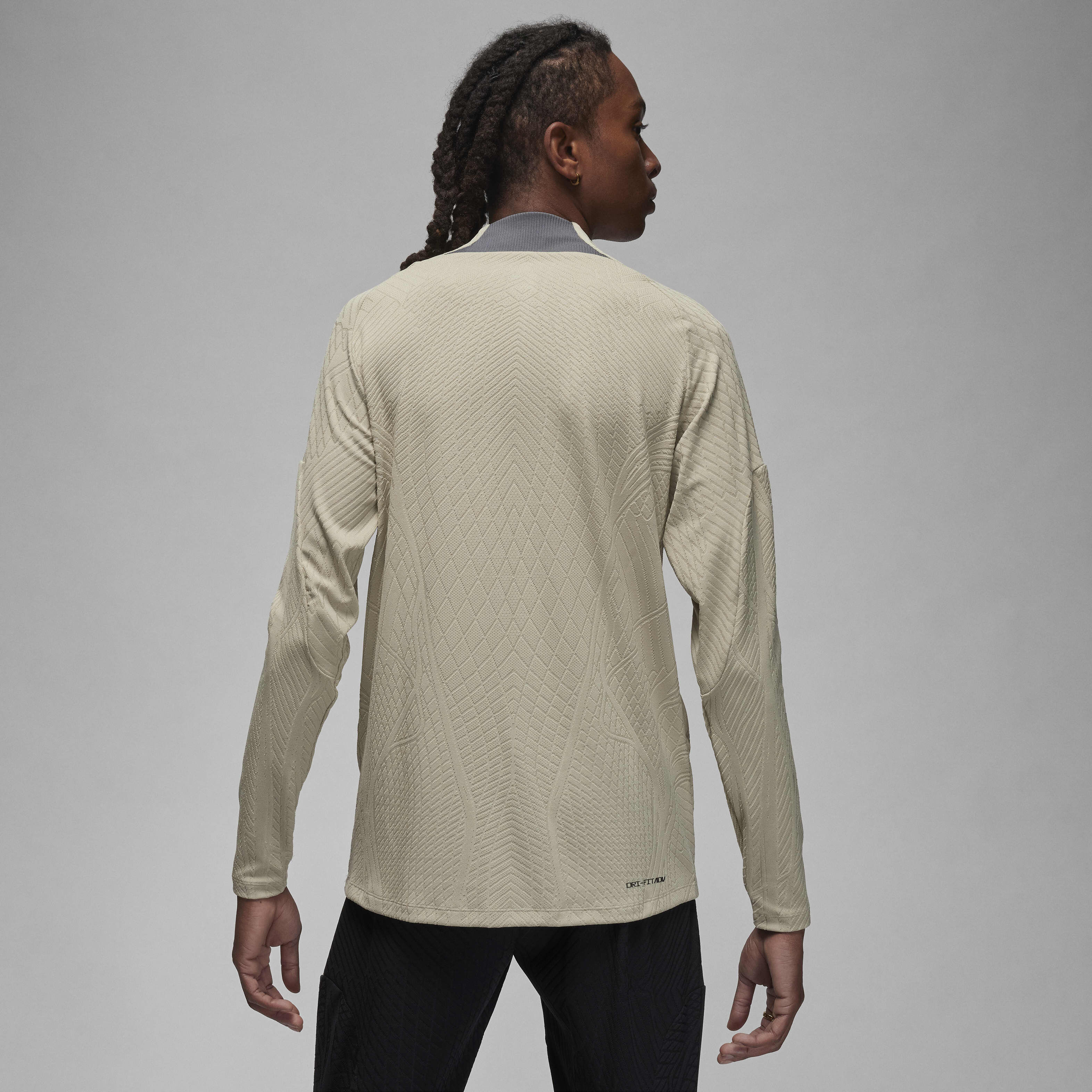 Paris Saint-Germain Strike Elite Third image number 1