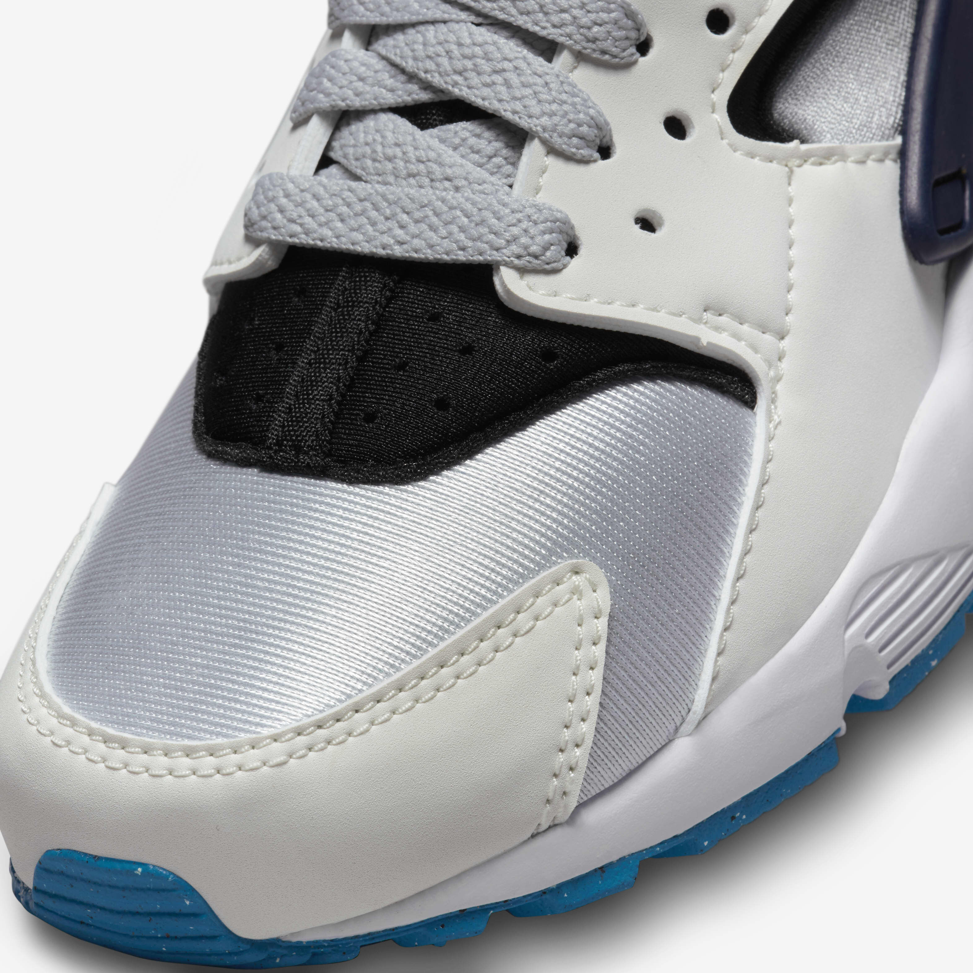 Buy Nike Huarache Run Older Kids Shoes Nike UAE Official