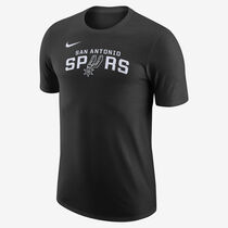 San Antonio Spurs Essential