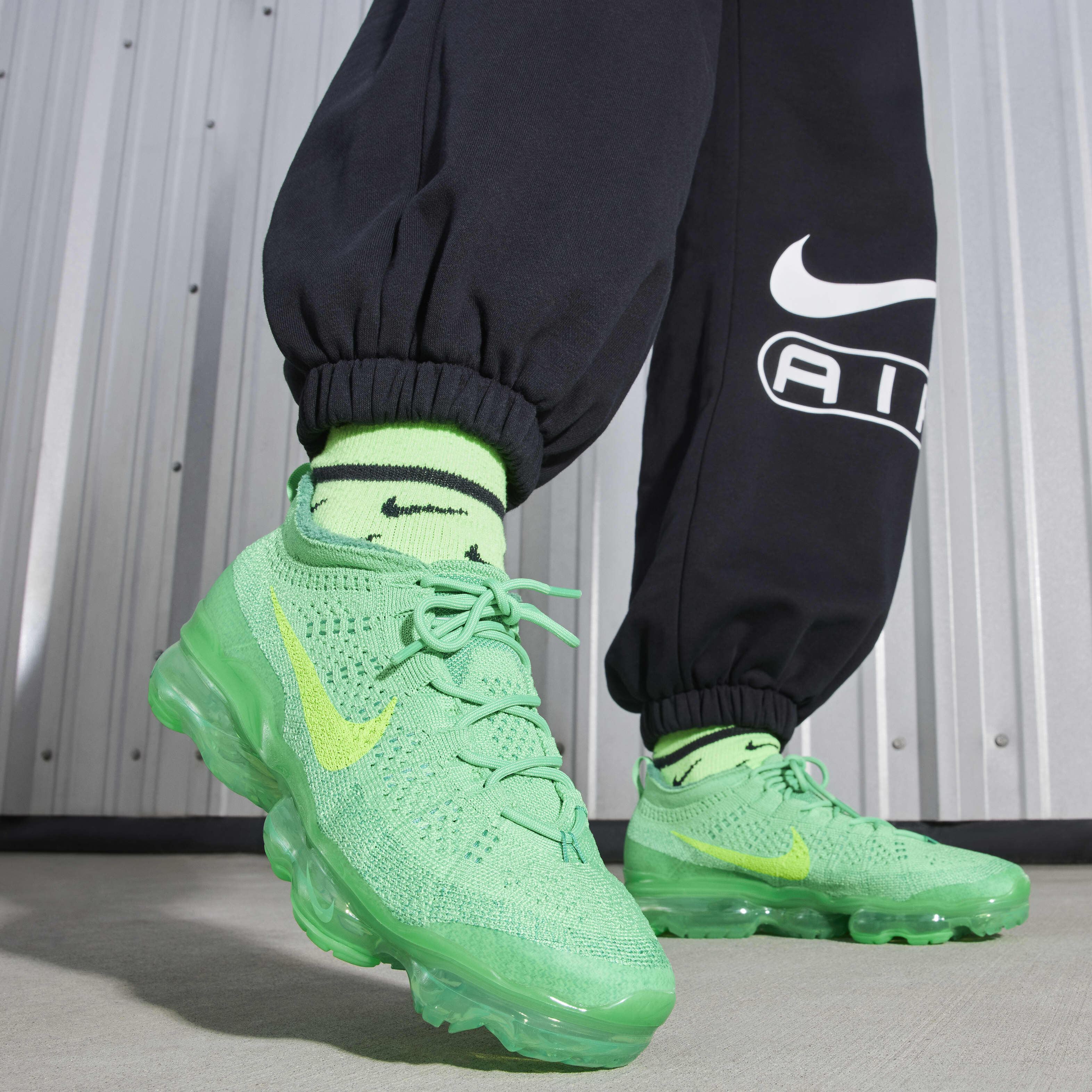 Neon green vapormax flyknit online