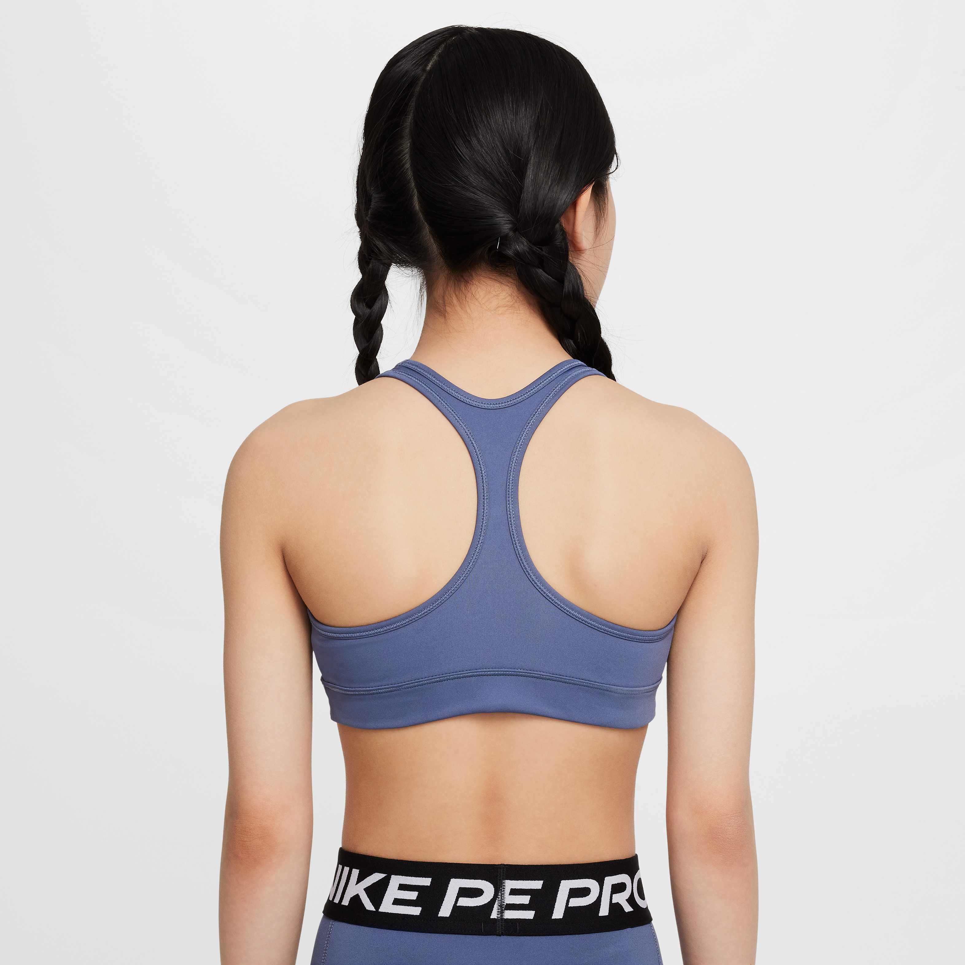 نايكي سووش image number 1