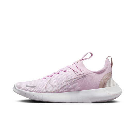 Women's free rn 218 top just do it running sneakers