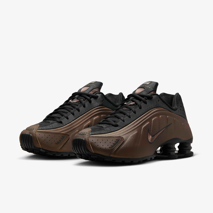 Buy Nike Shox R4 Women's Shoes - Off-Noir/Ironstone/Dark Smoke Grey/Off ...