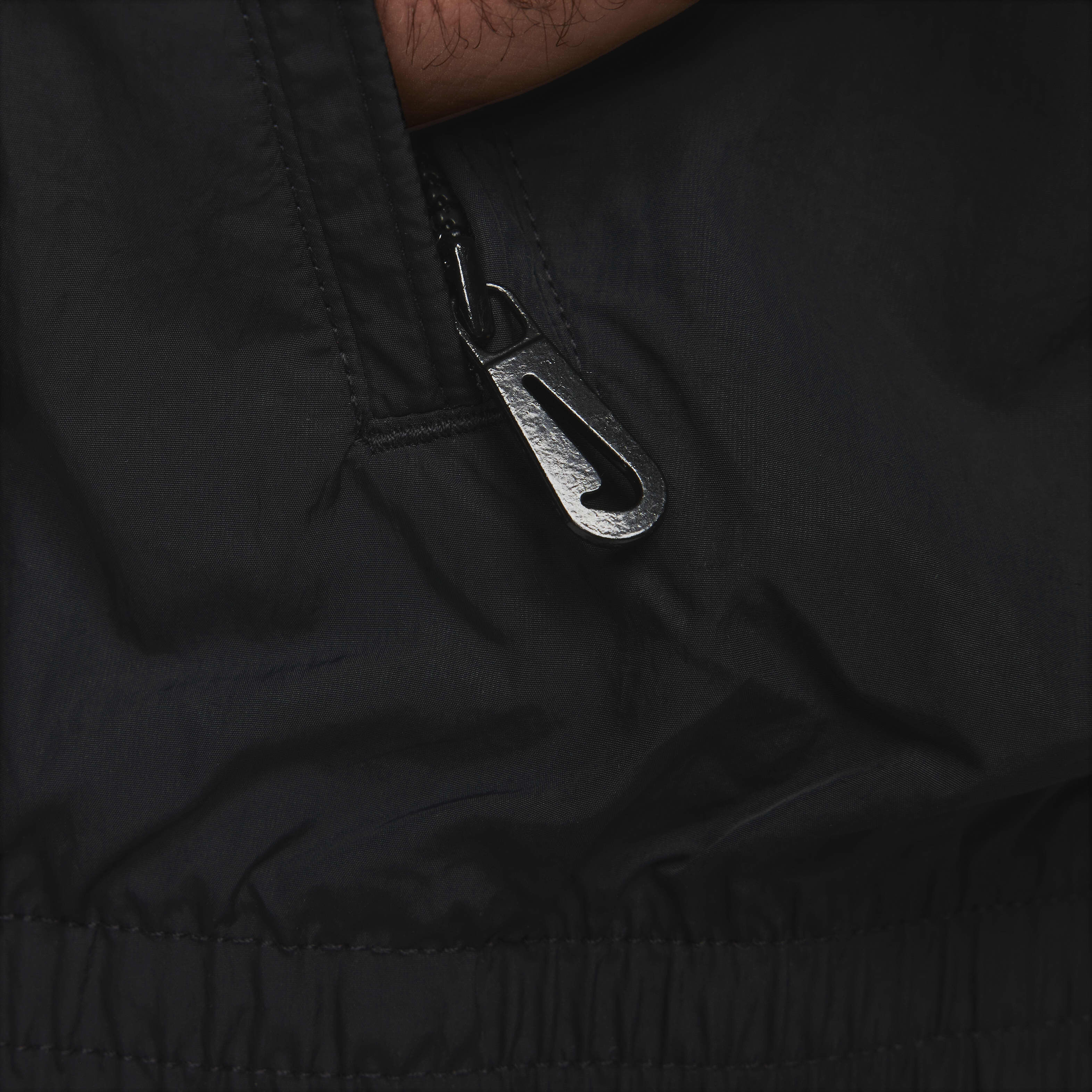 Nike Sportswear Solo Swoosh image number 14